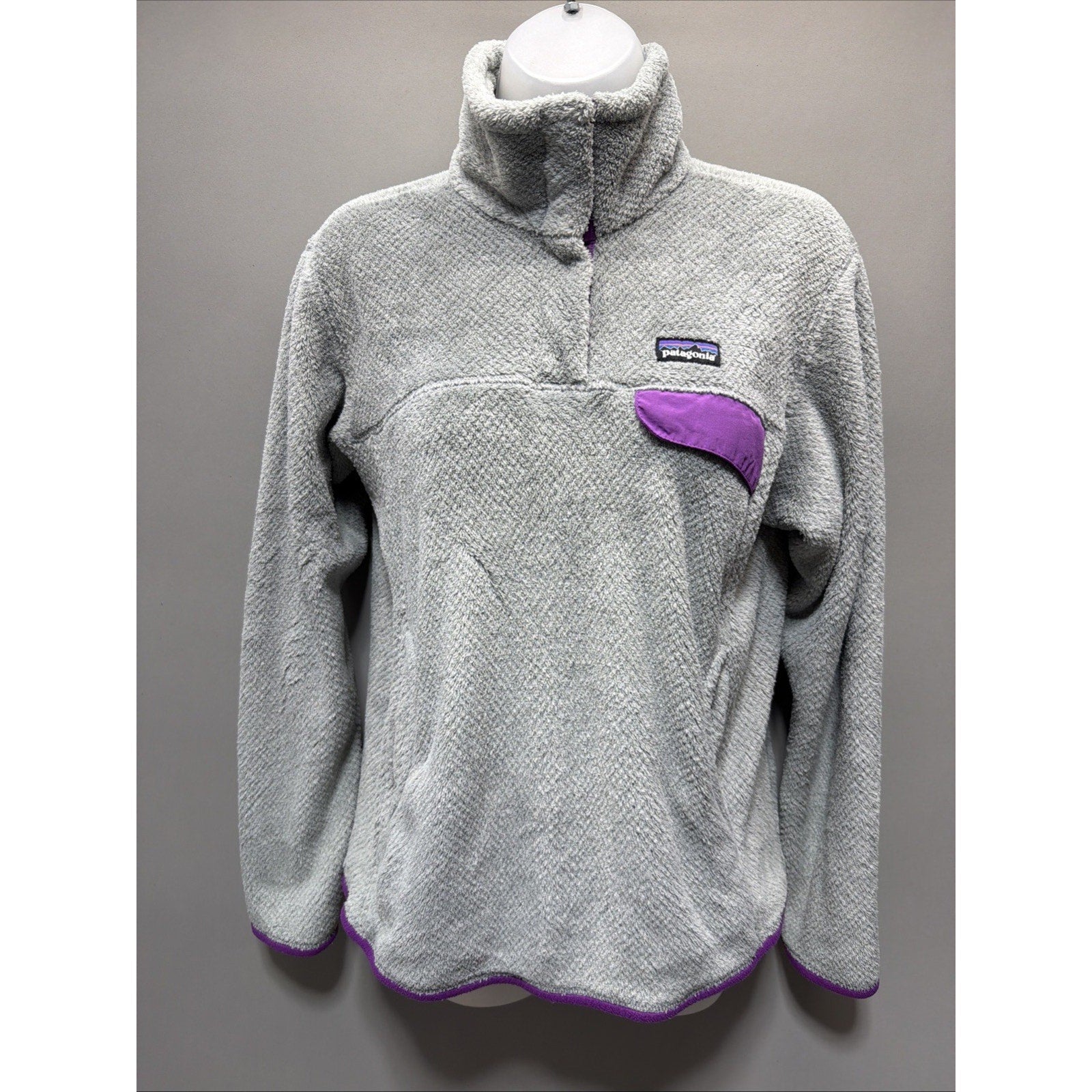 Patagonia Women's Soft Fleece Re-Tool Snap-T Pullover Jacket Gray Purple Medium
