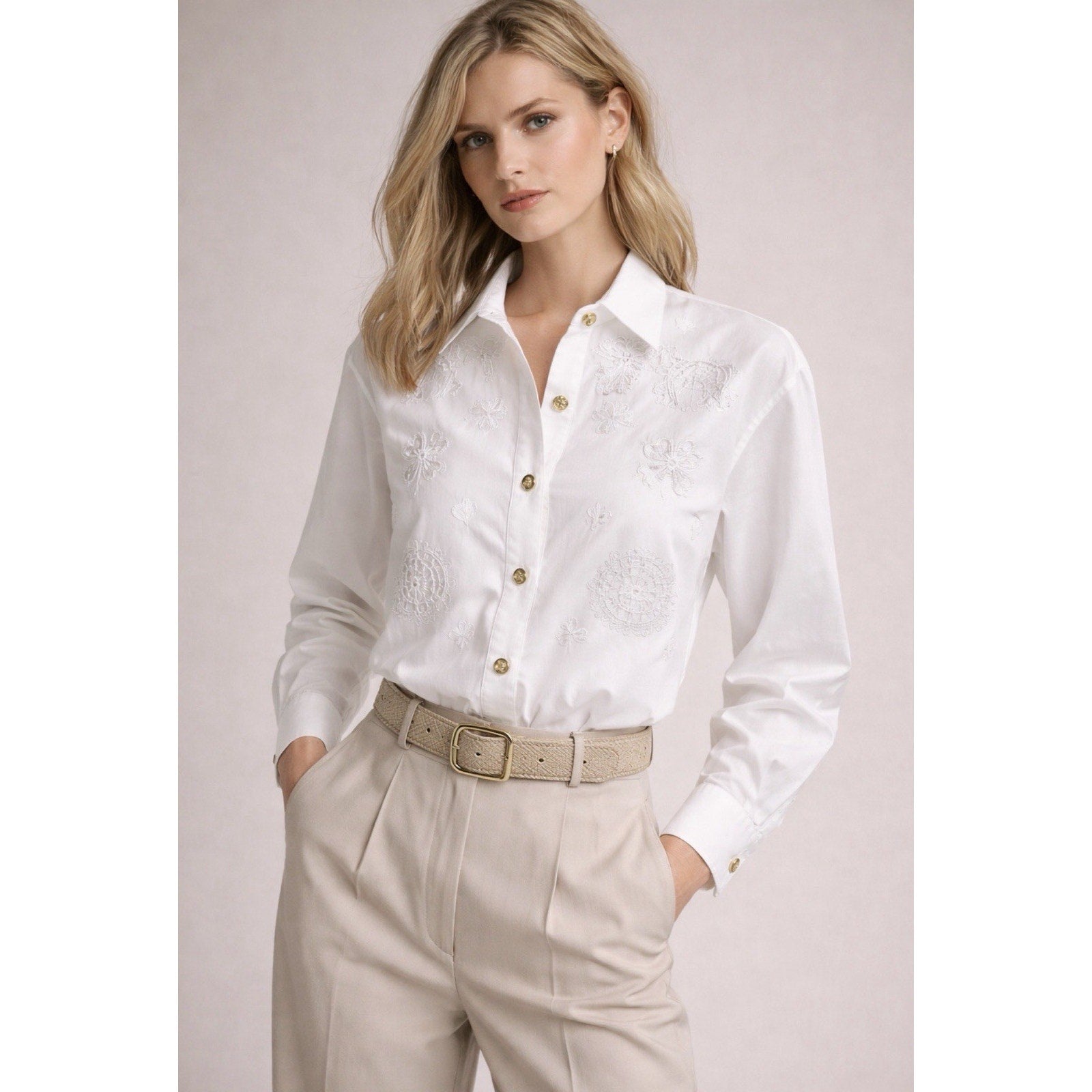Vintage ESCADA Margaretha Ley White Embroidered Animal Blouse Gold Buttons Sz 40