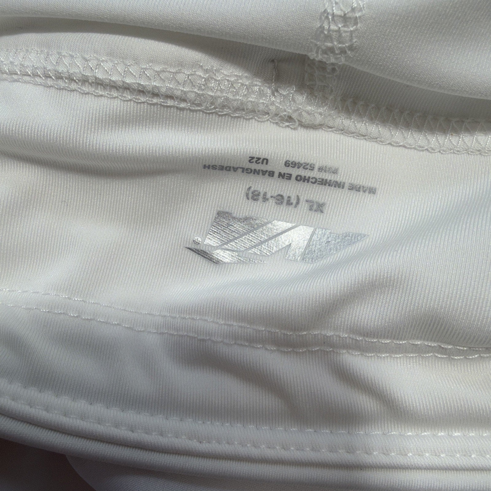 Avia Women's White Running Compression Shorts with Bike Liner Size XL 16-18 New