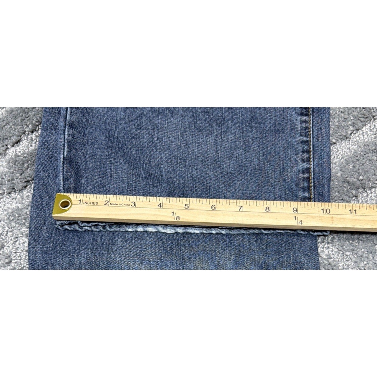 Denim Jeans Izod Mens 48X32 Relaxed Fit Factory Fade Straight Leg