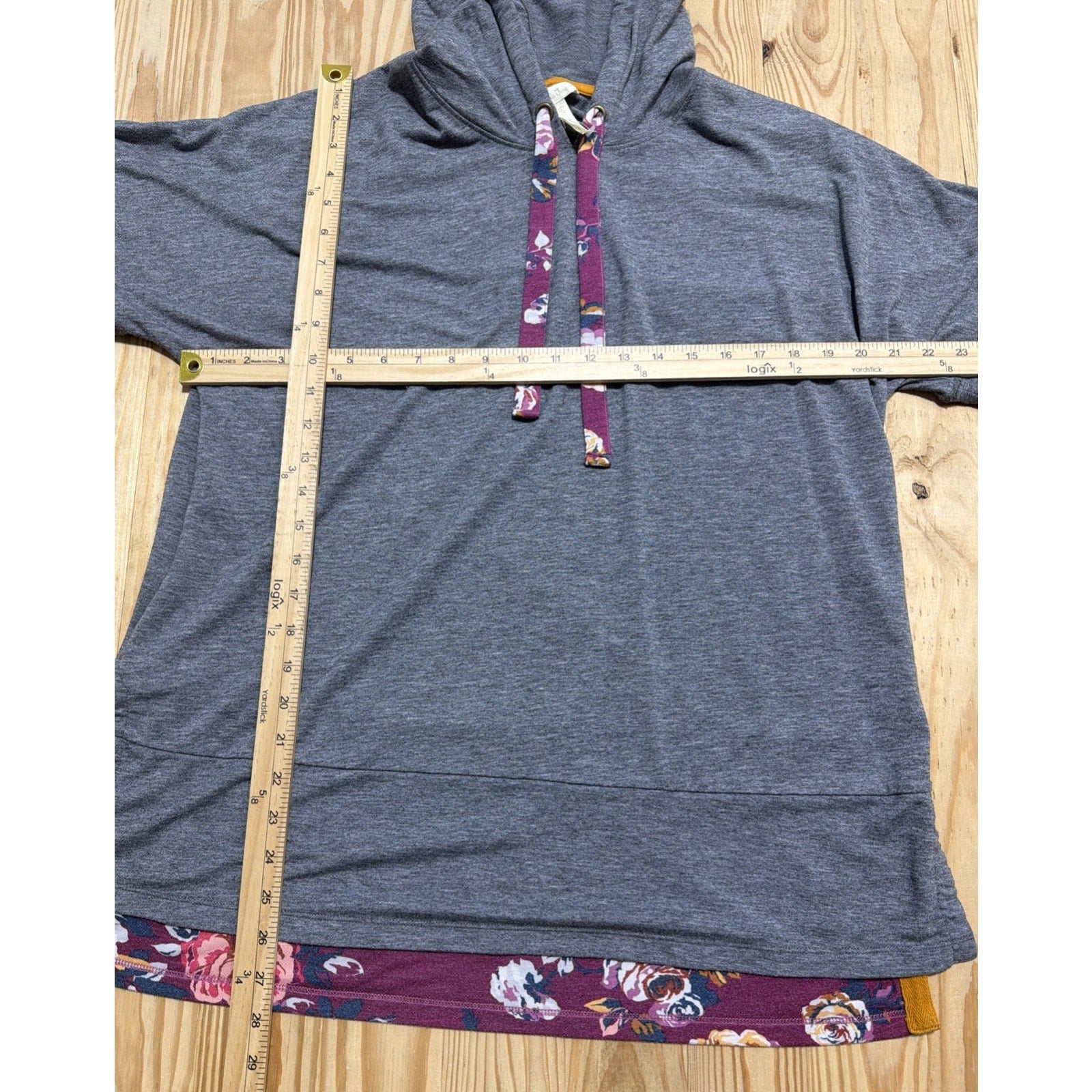 Matilda Jane Womens Carpool Lane Hoodie Size Medium Gray Floral Contrast Hi-Low