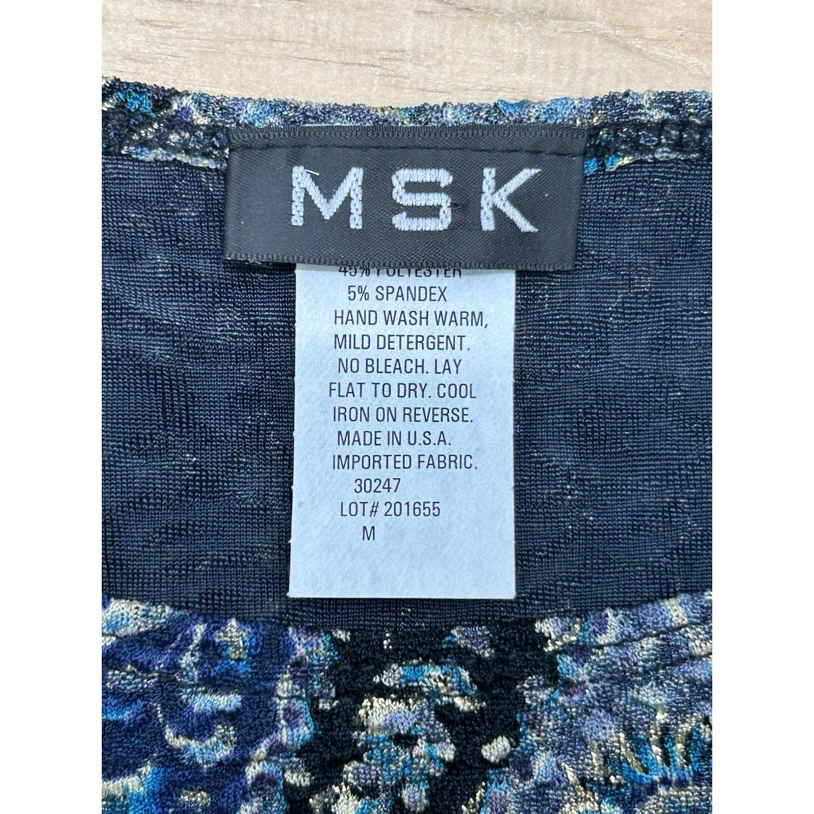 MSK Womens Sleeveless Blouse Top, Metallic, Size M New With Tags MADE IN USA.