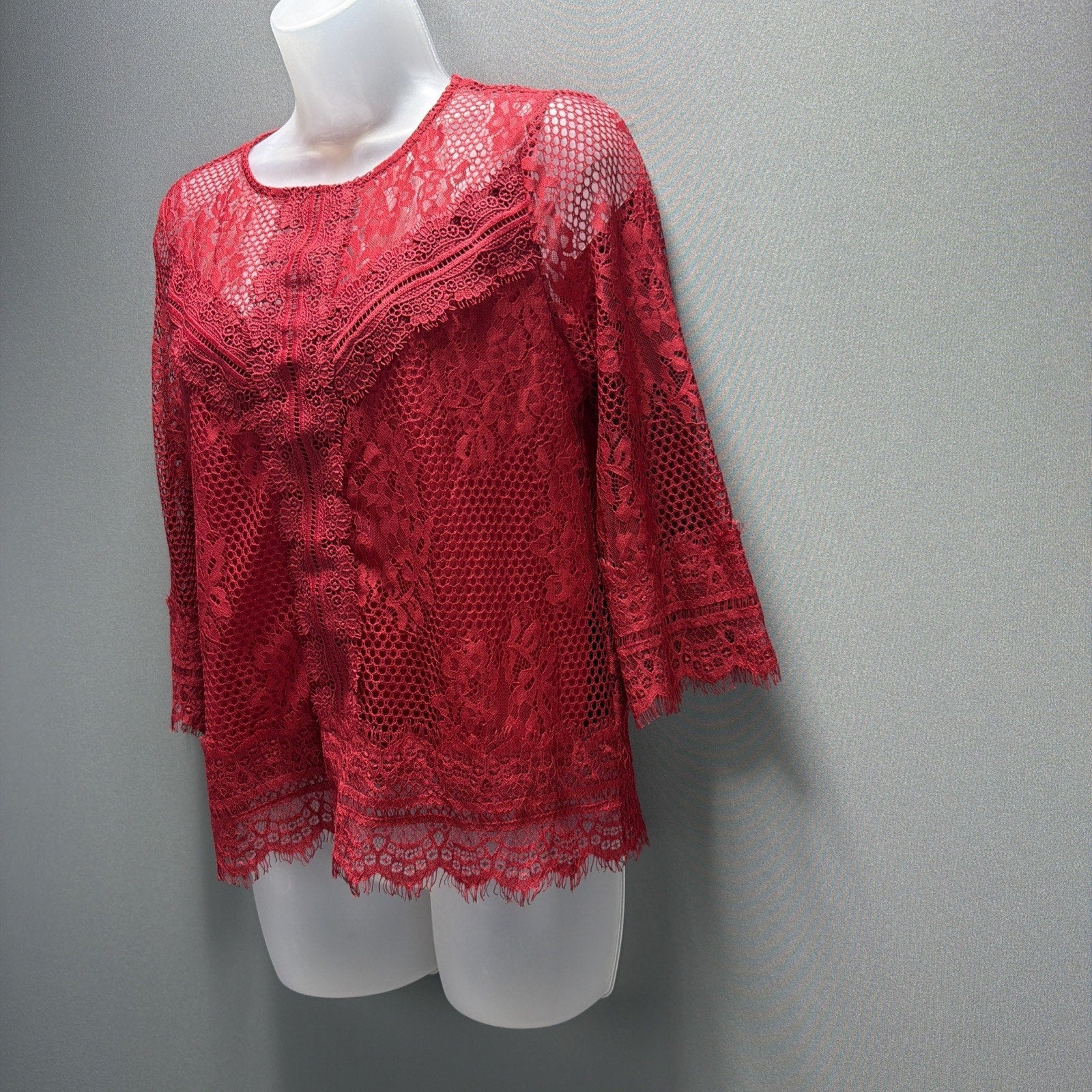 Laundry by Shelli Segal Lace Blouse Small Red 3/4 Bell Sleeve Eyelash Hem Top