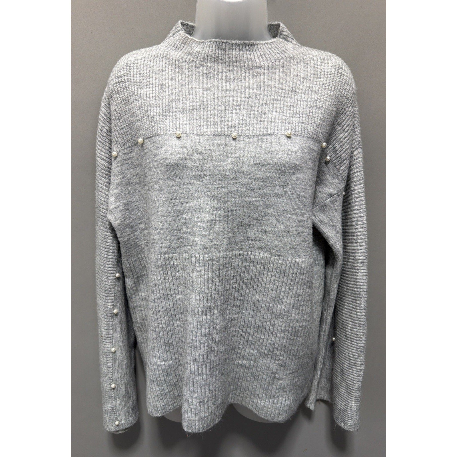 Red By Bke Faux Pearl Embellished Super Soft Mock Neck Knit Sweater Womens M