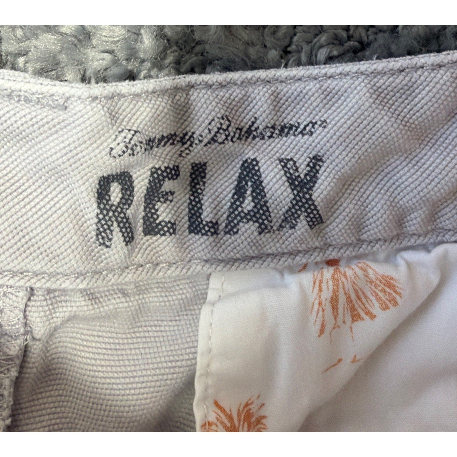 Tommy Bahama Relax Cargo Shorts Men's 36 Gray Stretch Preppy 63-TR808