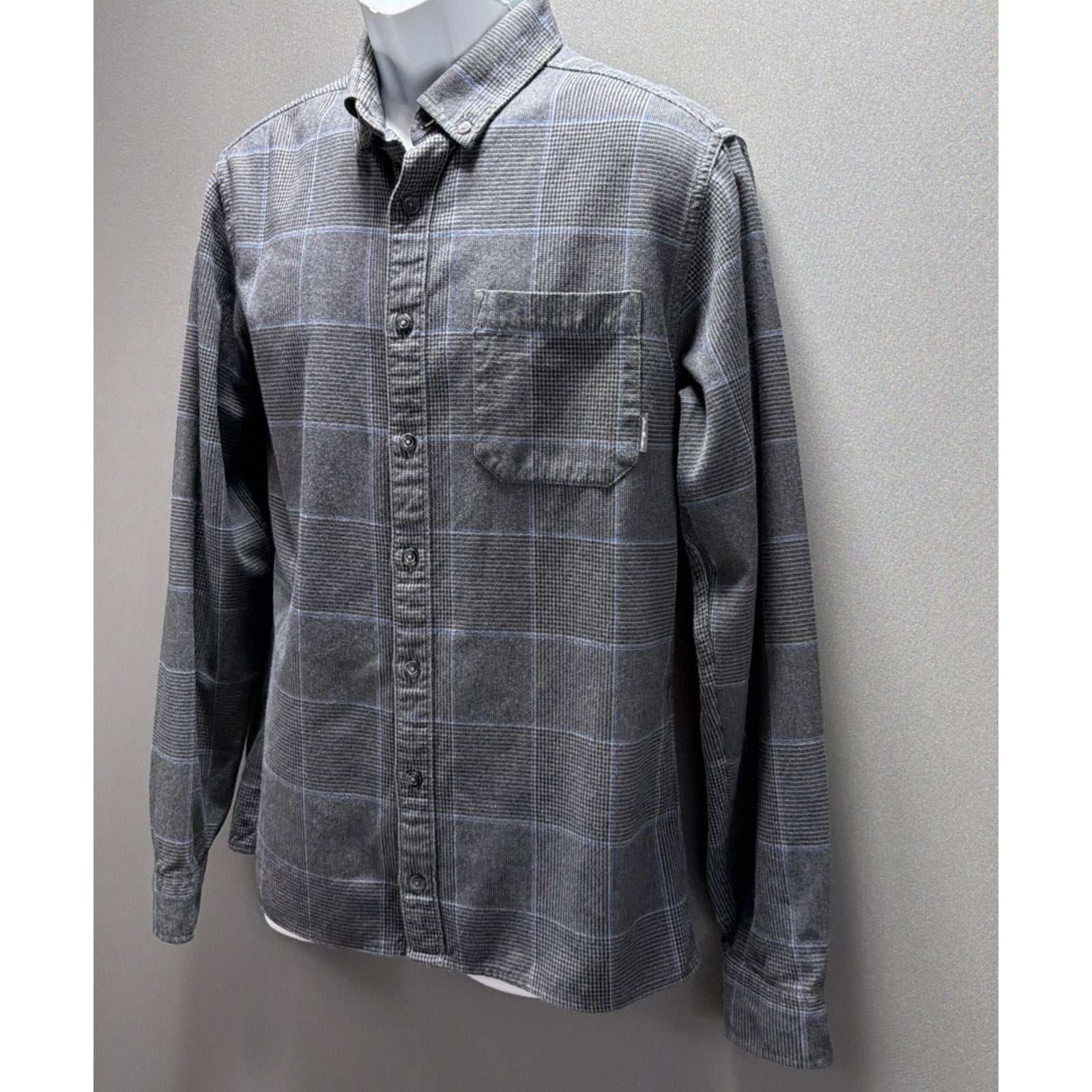 Eddie Bauer Flannel Shirt Mens M Tall Gray Blue Outdoors Favorite Classic Fit