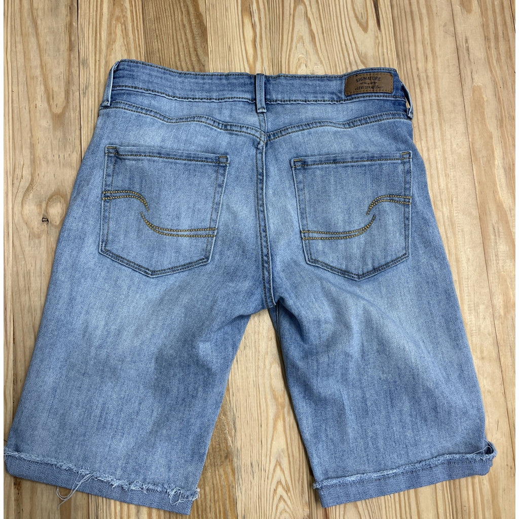 Levi's Signature Womens Shorts 6/28 Blue Modern Skinny Distressed