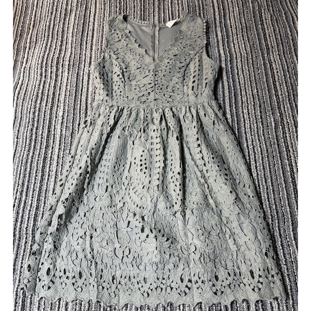Altar'd State Gray Grey Lace Dress Size Medium - Beautiful!