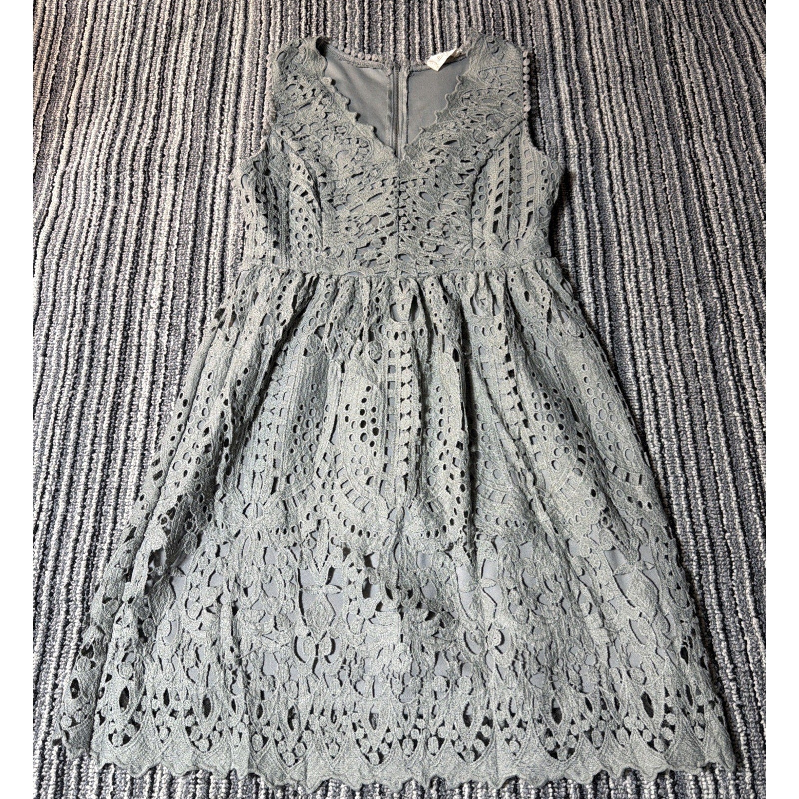 Altar'd State Gray Grey Lace Dress Size Medium - Beautiful!