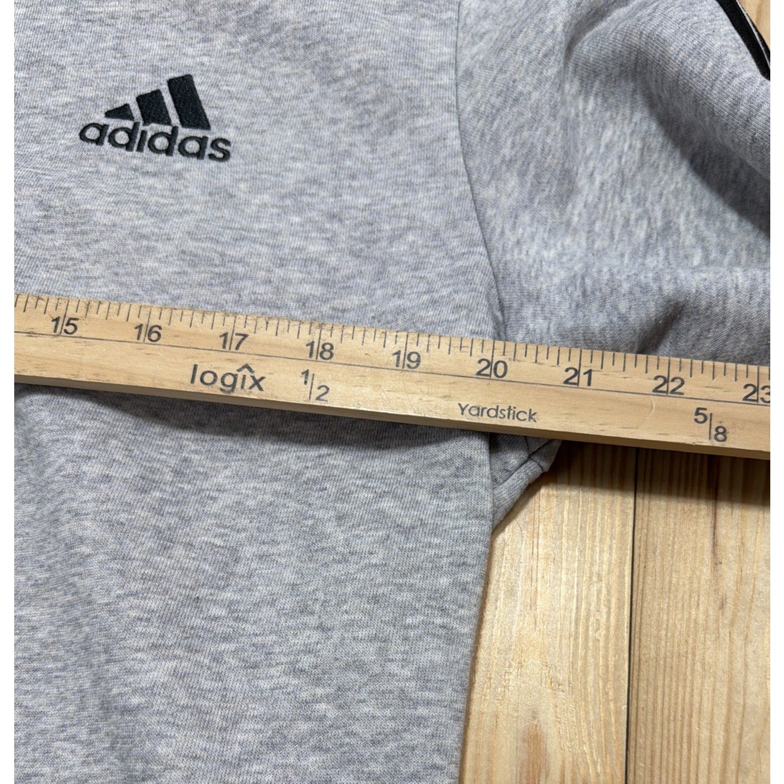 Adidas Men's Essential Fleece 3-Stripes Pullover Hoodie Gray Size Medium