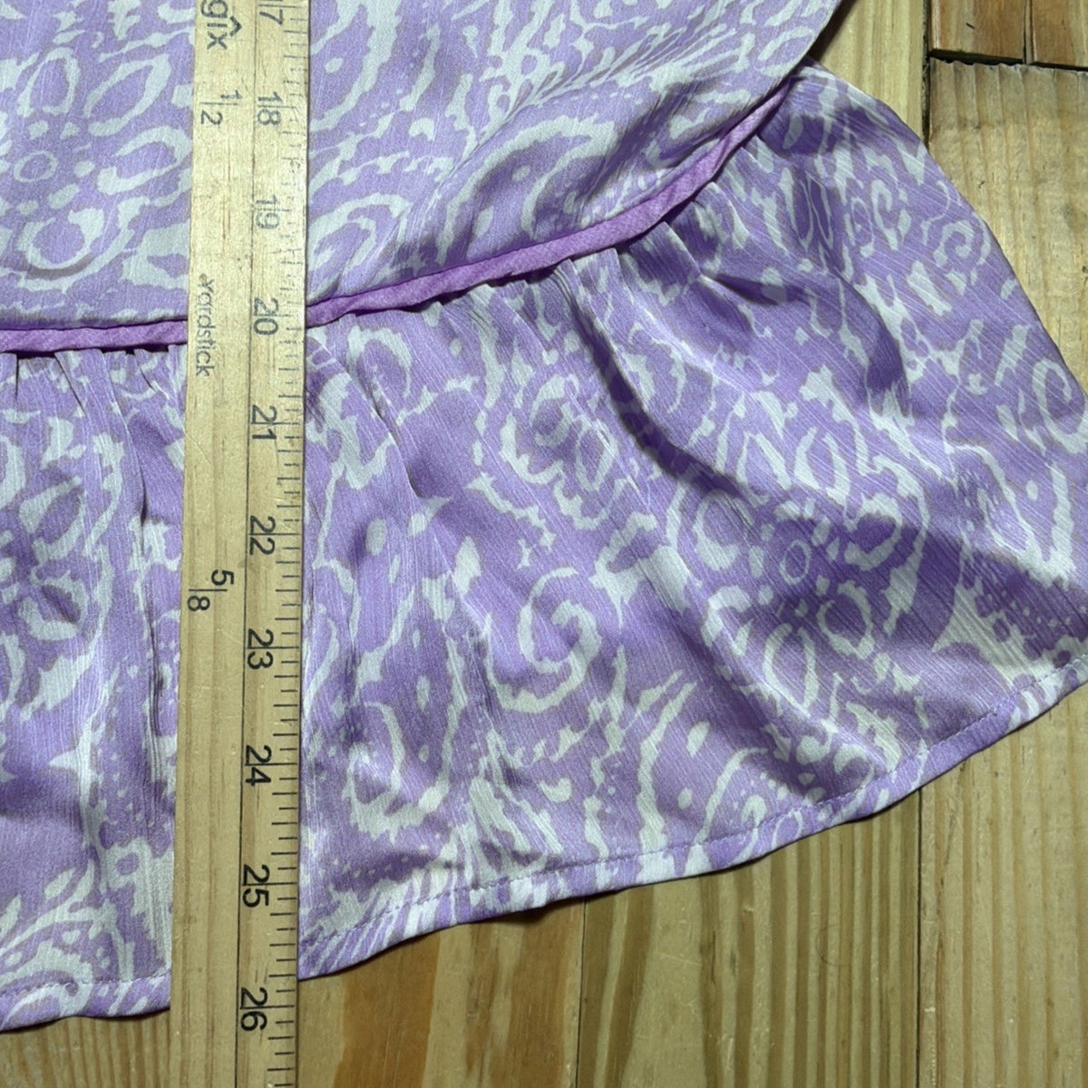 Umgee Lavender Floral Paisley Sheer Oversized V-Neck Blouse Size Small