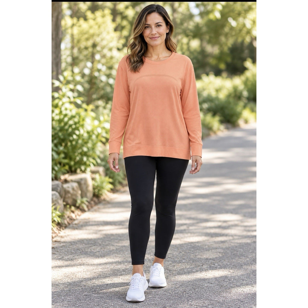 Lululemon Womens Coral Orange Long Sleeve Crew Neck Athletic Shirt Relaxed Fit