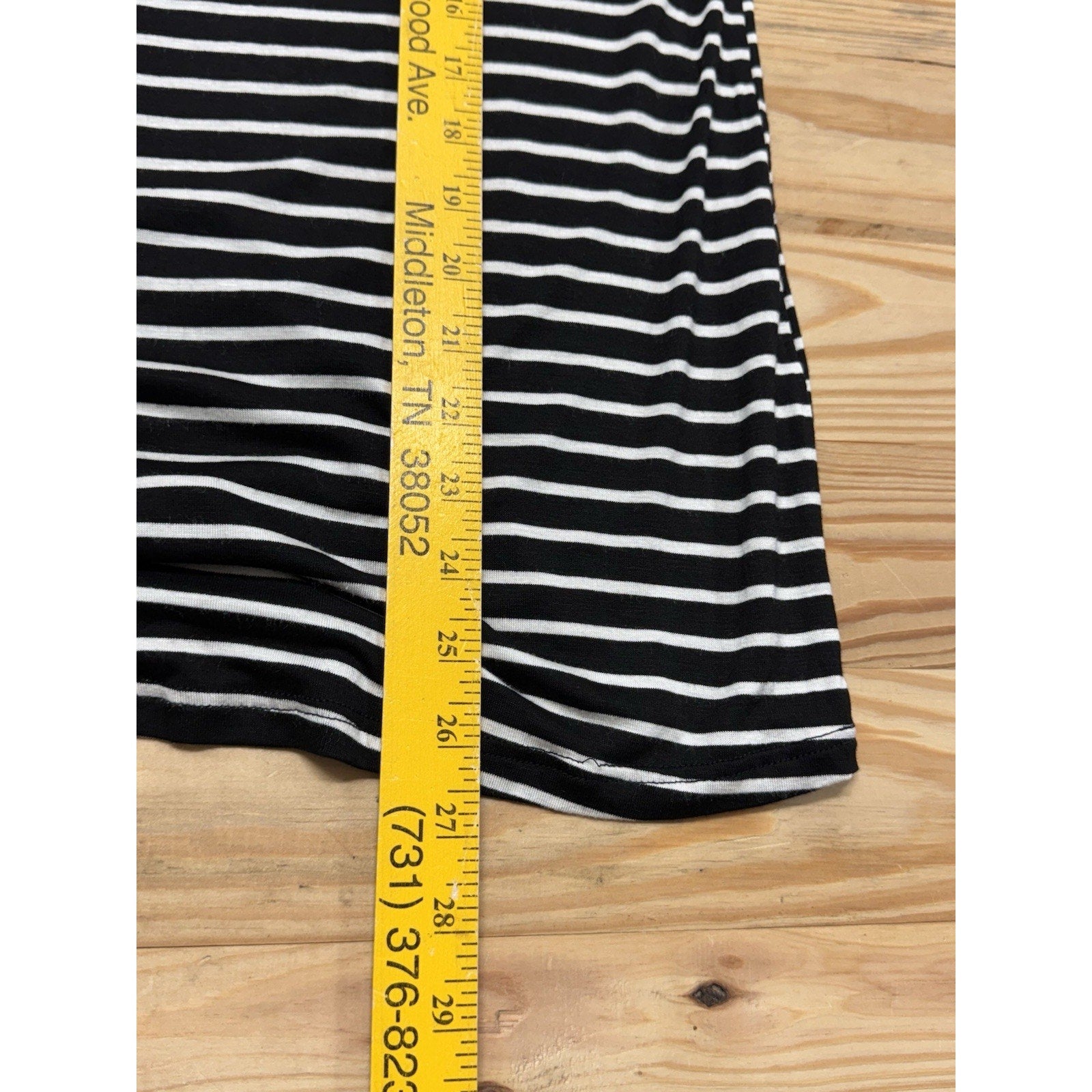 Lovely Souls Women’s Striped Camo Shortsleeve T-shirt Sz S