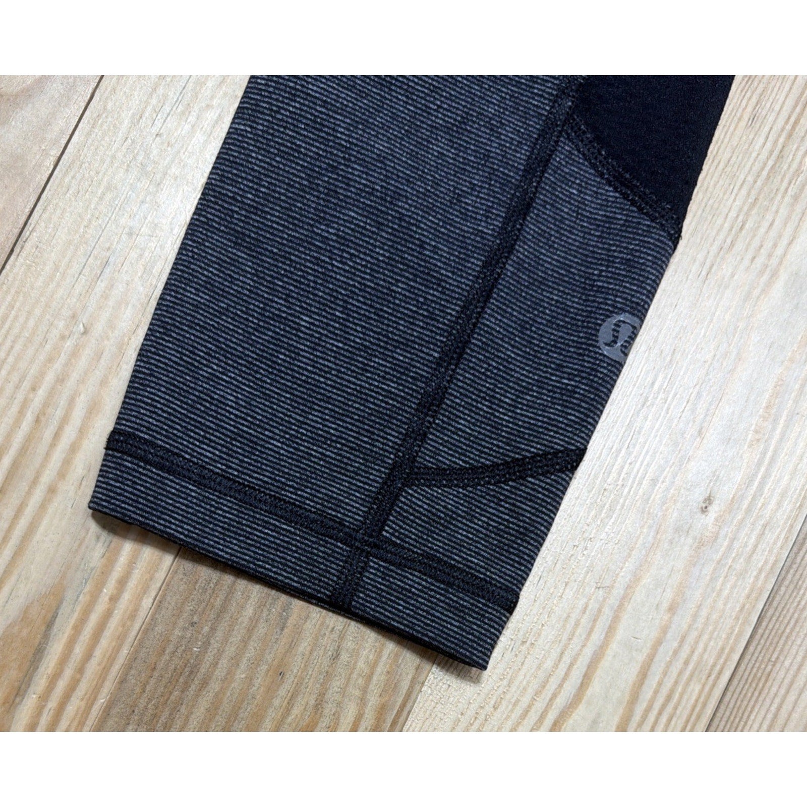 LULULEMON PACE RIVAL CROP PANTS Heathered Black So Fly Butterfly sz 4 23”