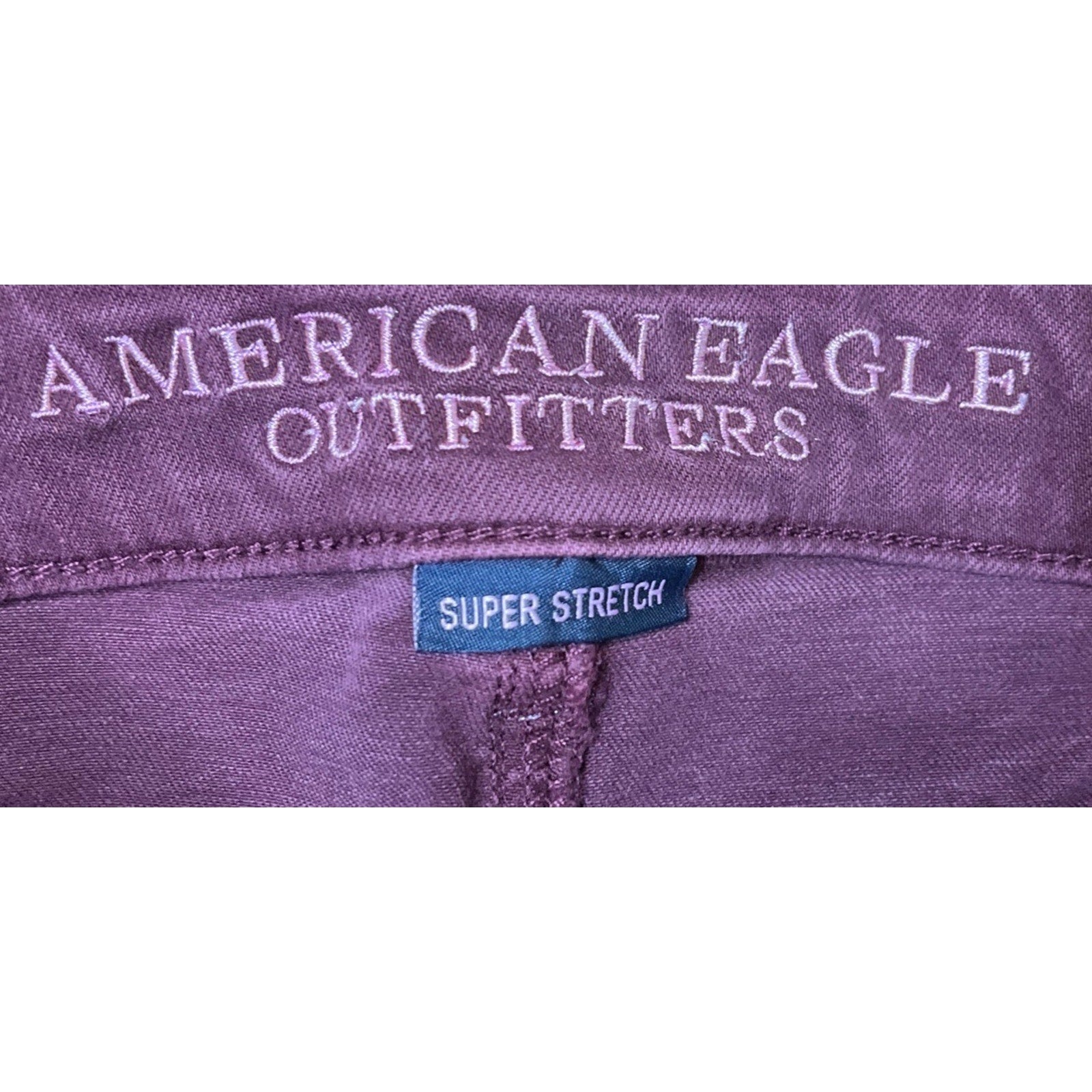 AMERICAN EAGLE AEO Twill X Burgundy Super Stretch Midi Shorts Size 0