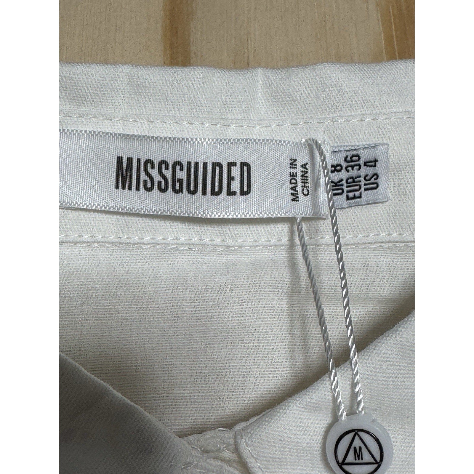 Missguided Women's Sz 4 L. Sleeve Skater Skirt White Pearl Button Up Mini Dress