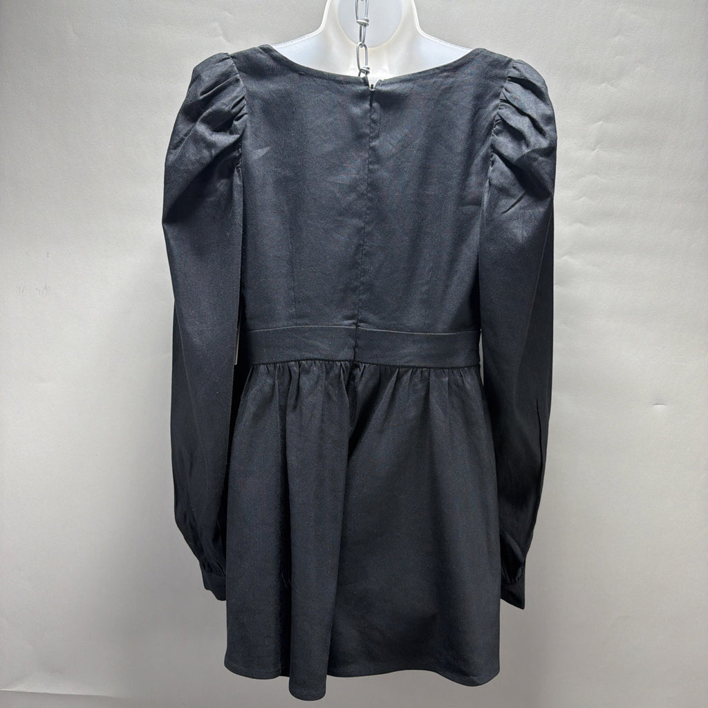 Chelsea 28 Nordstrom womens black Linen Puff shoulder Romper size M NWT Stretch