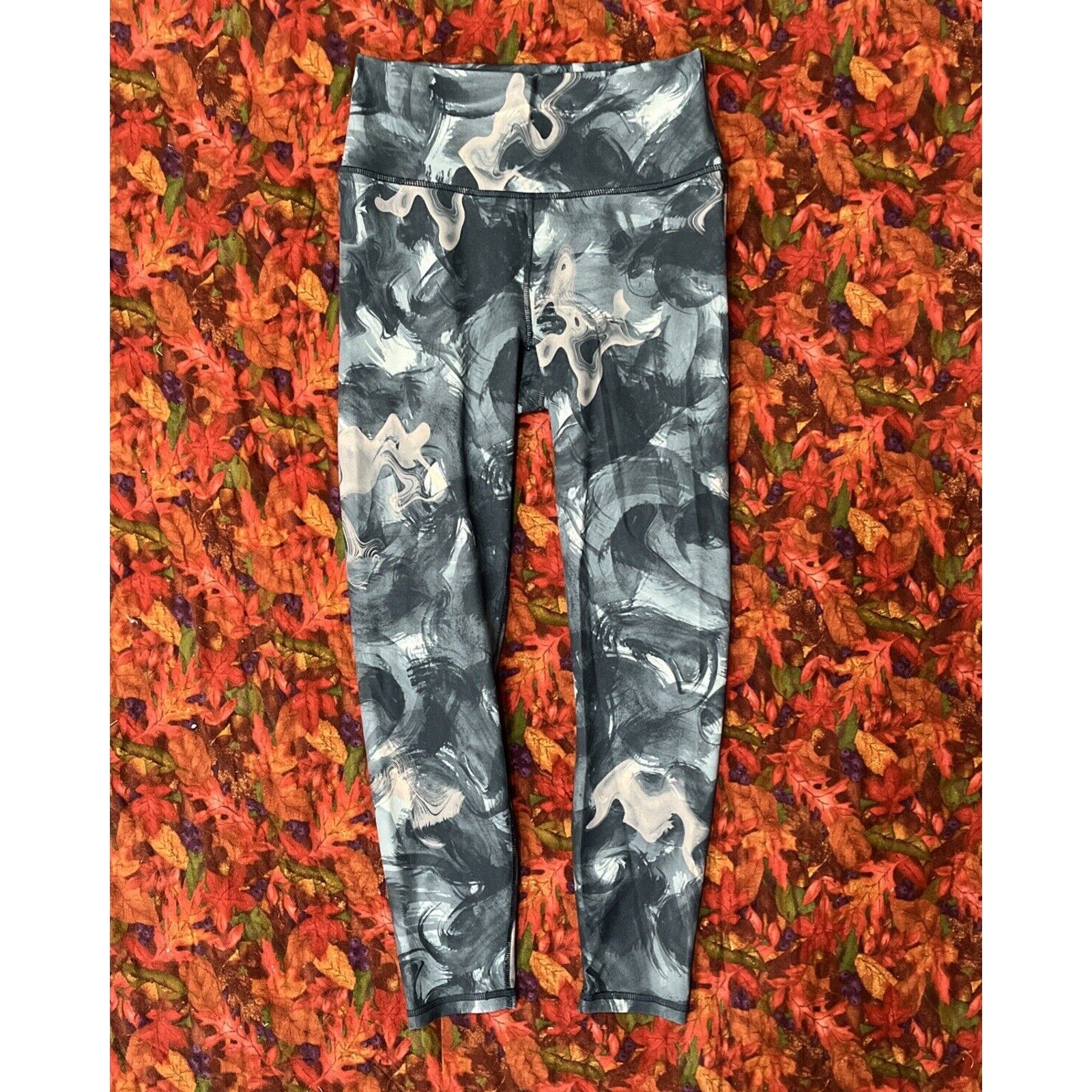 Fabletics Powerhold High Waisted 7/8 Leggings Marbling Pine Extra Small