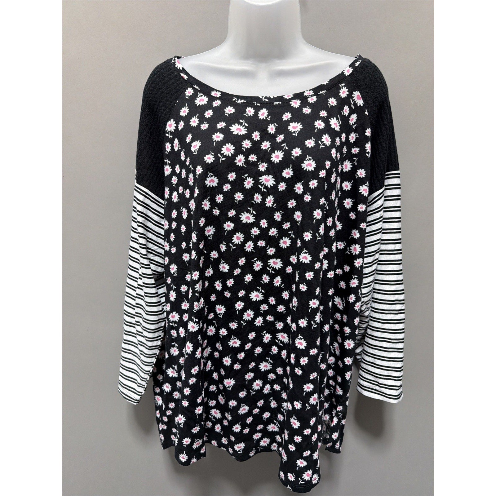 Cato Color Block Floral Print LightWeight Sweater Plus Size 22/24 New With Tags