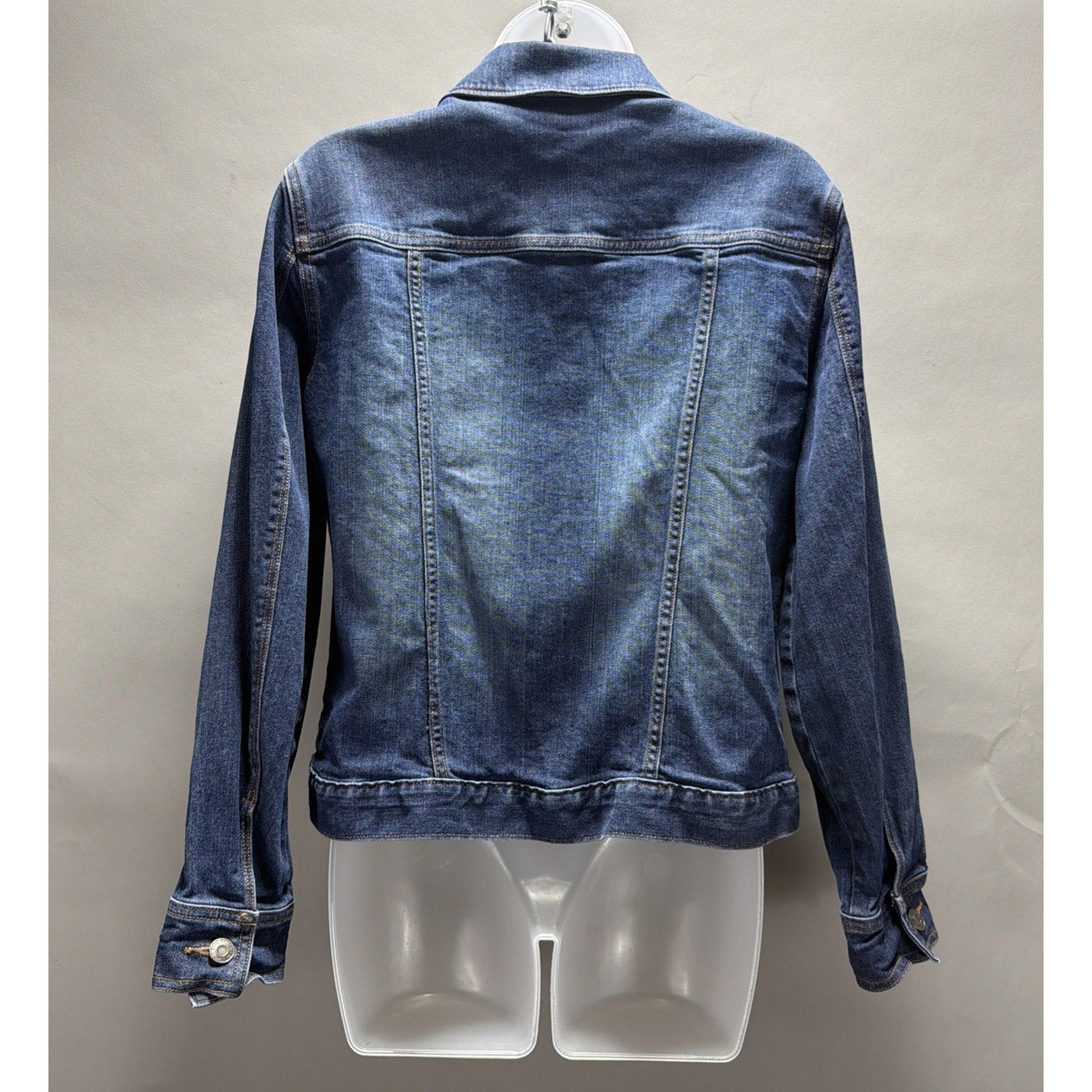 Eddie Bauer Womens Size M Denim Trucker Style Jacket Stretch Excellent