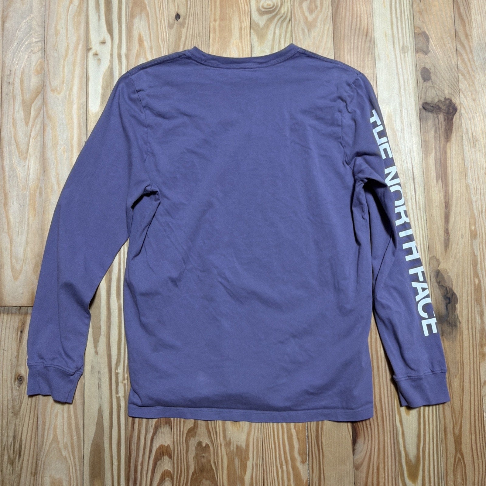 The North Face Womens Purple Long Sleeve Graphic T-Shirt Logo Gradient Large