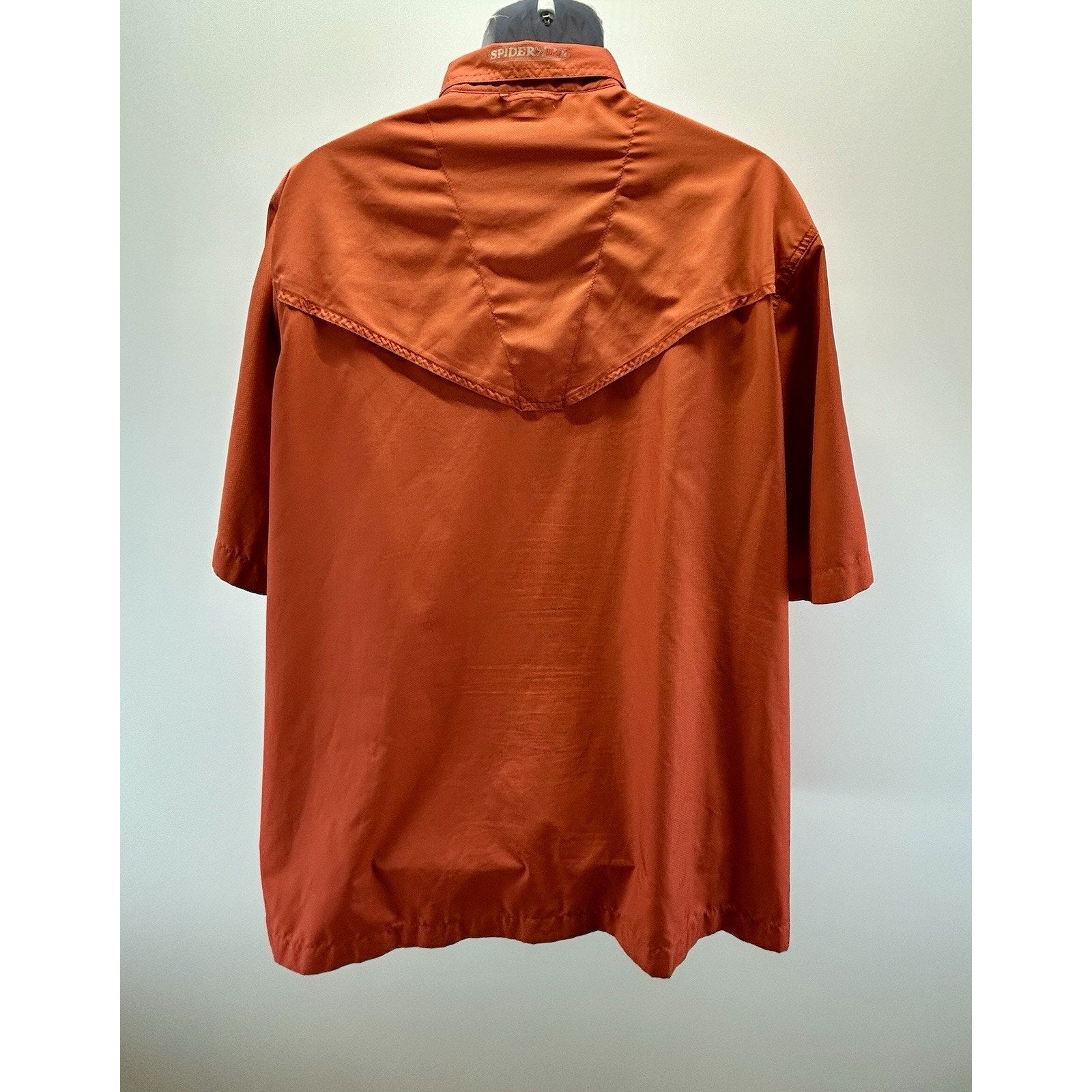 SpiderWire Men's Short Sleeved Button Down Fishing Shirt. Size XL