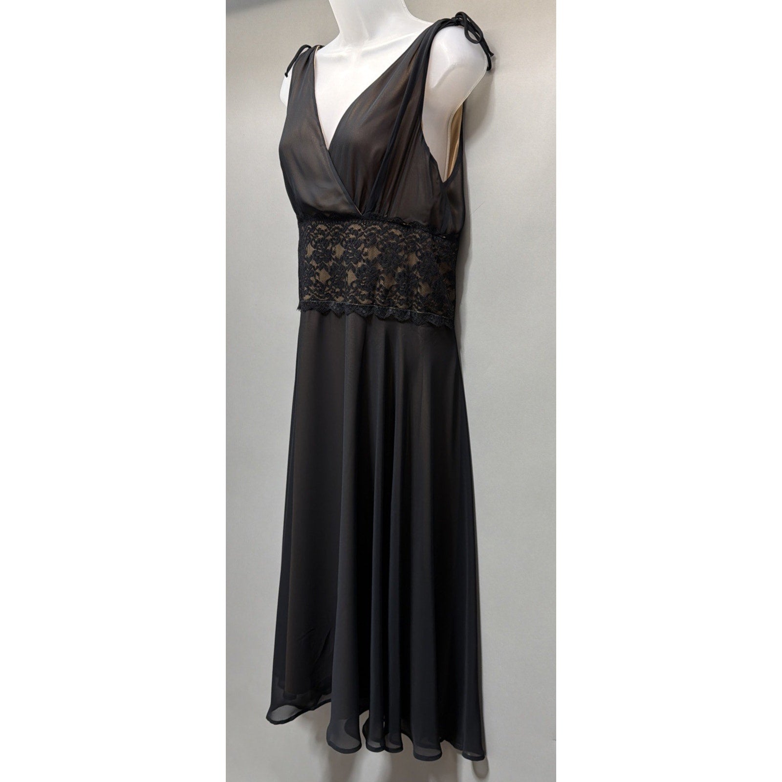 Connected Apparel Black Sleeveless Empire Waist Lace Insert Dress Size 12