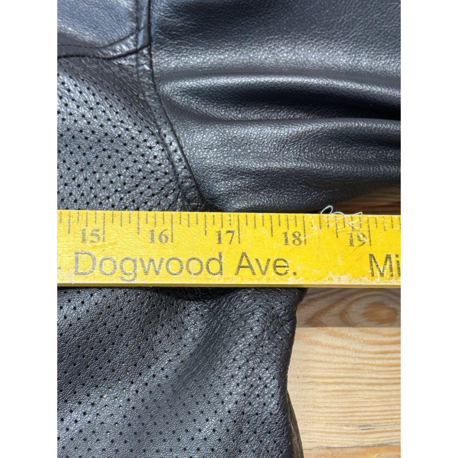 Harley Davidson Womens Leather Jacket Gold Liner Size Medium VGUC