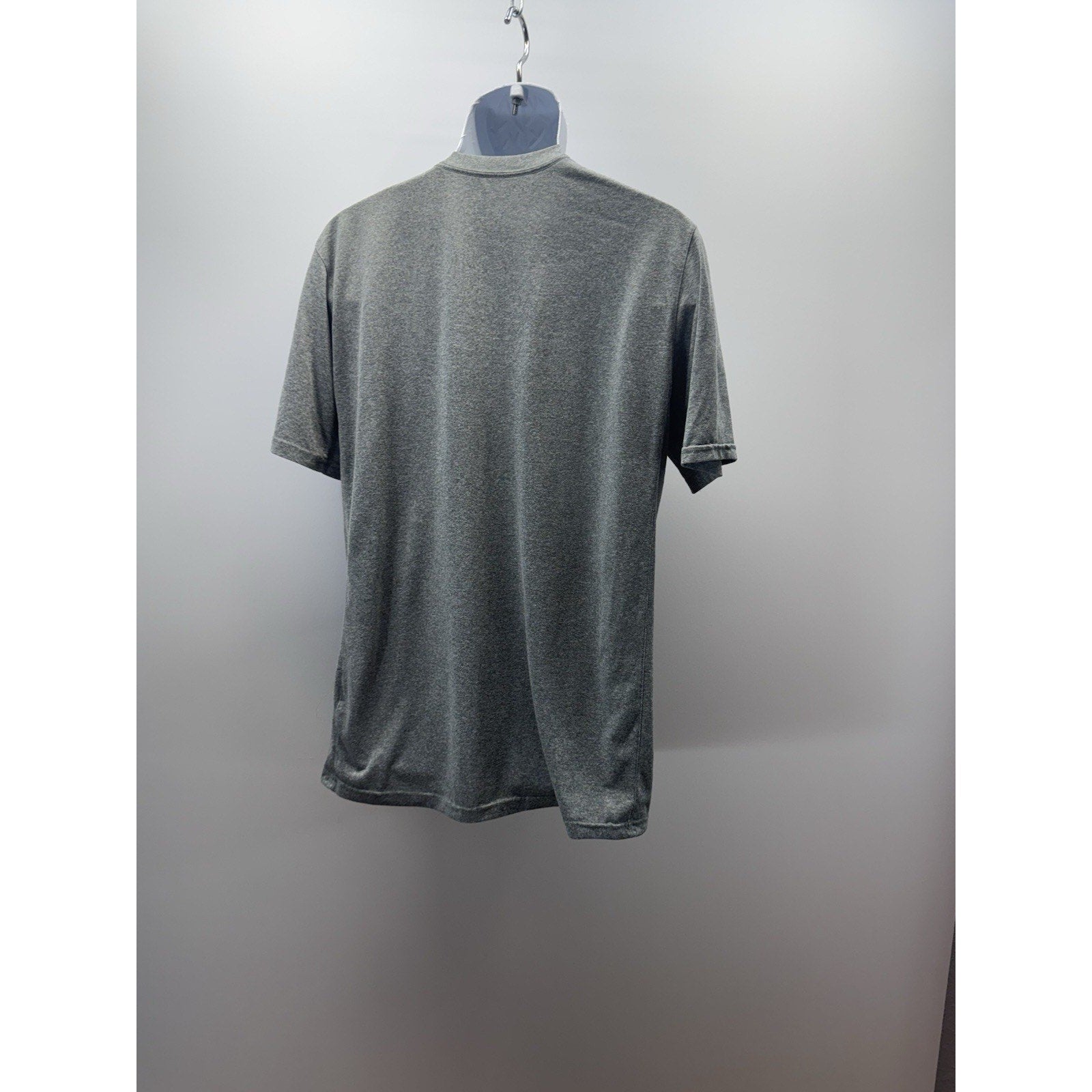 Nike Dri-Fit Basic Gray Classic T-Shirt Men’s Size Large