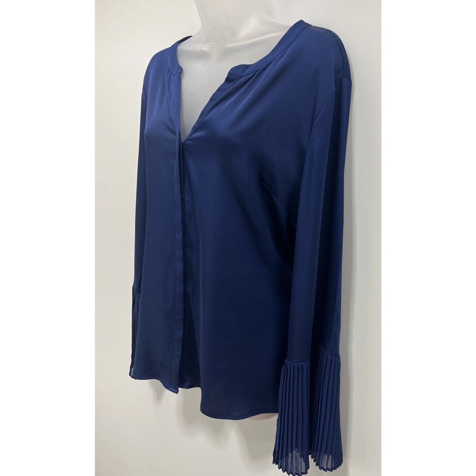 Women's Worthington Blouse Chiffon Pleated Long Sleeves Navy Size XL