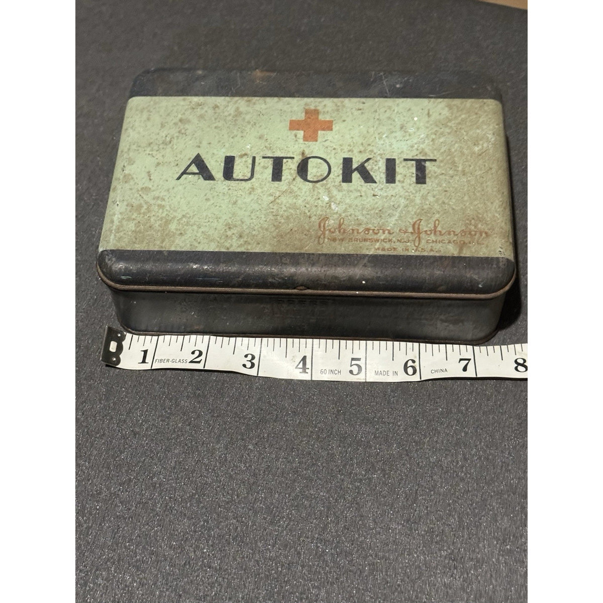 Johnson & Johnson Autokit Metal First Aid Tin Blue/Beige Medicine Made in USA