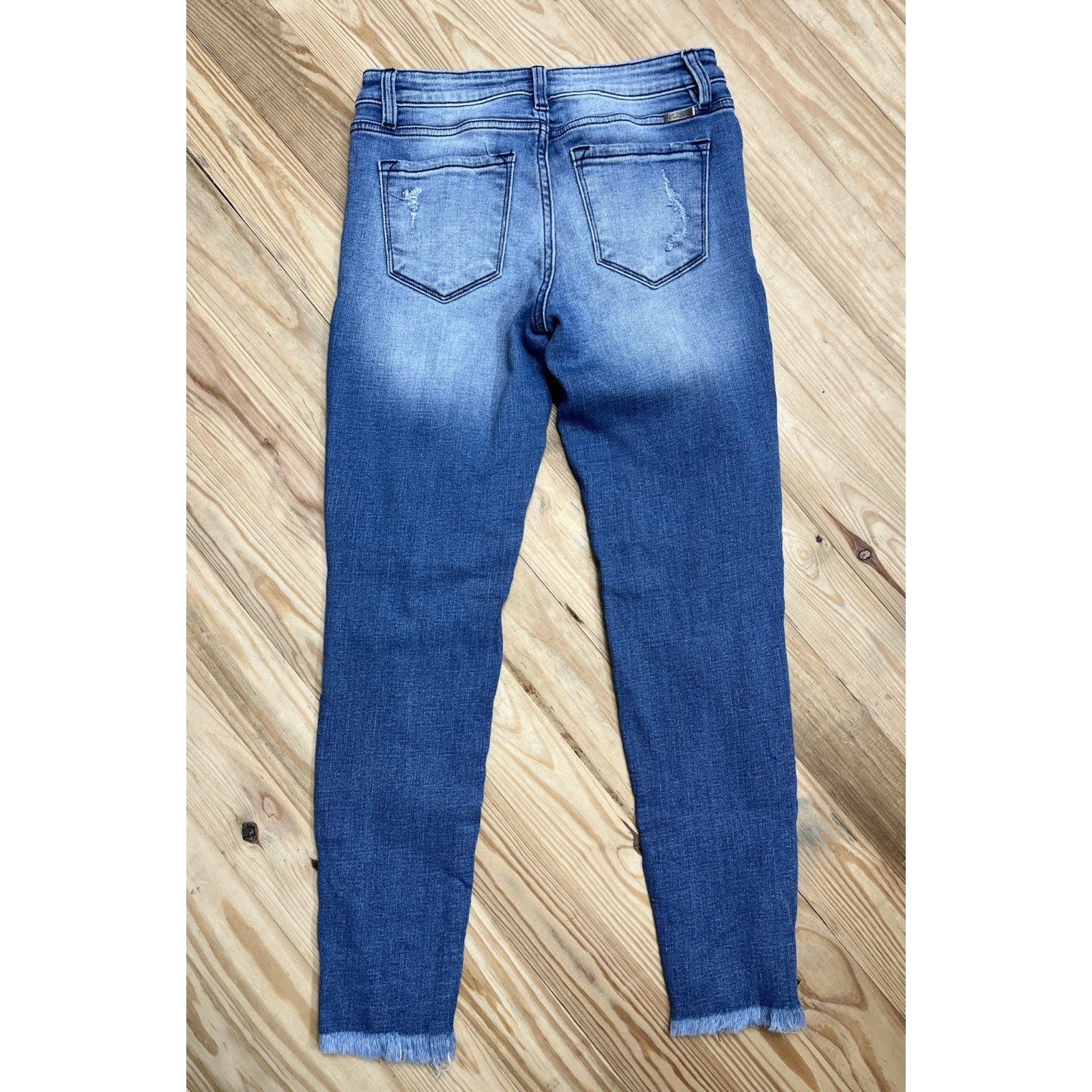 KanCan Womens Skinny Jeans Size 5 / 26 Distressed Low Rise Stretch Raw Hem