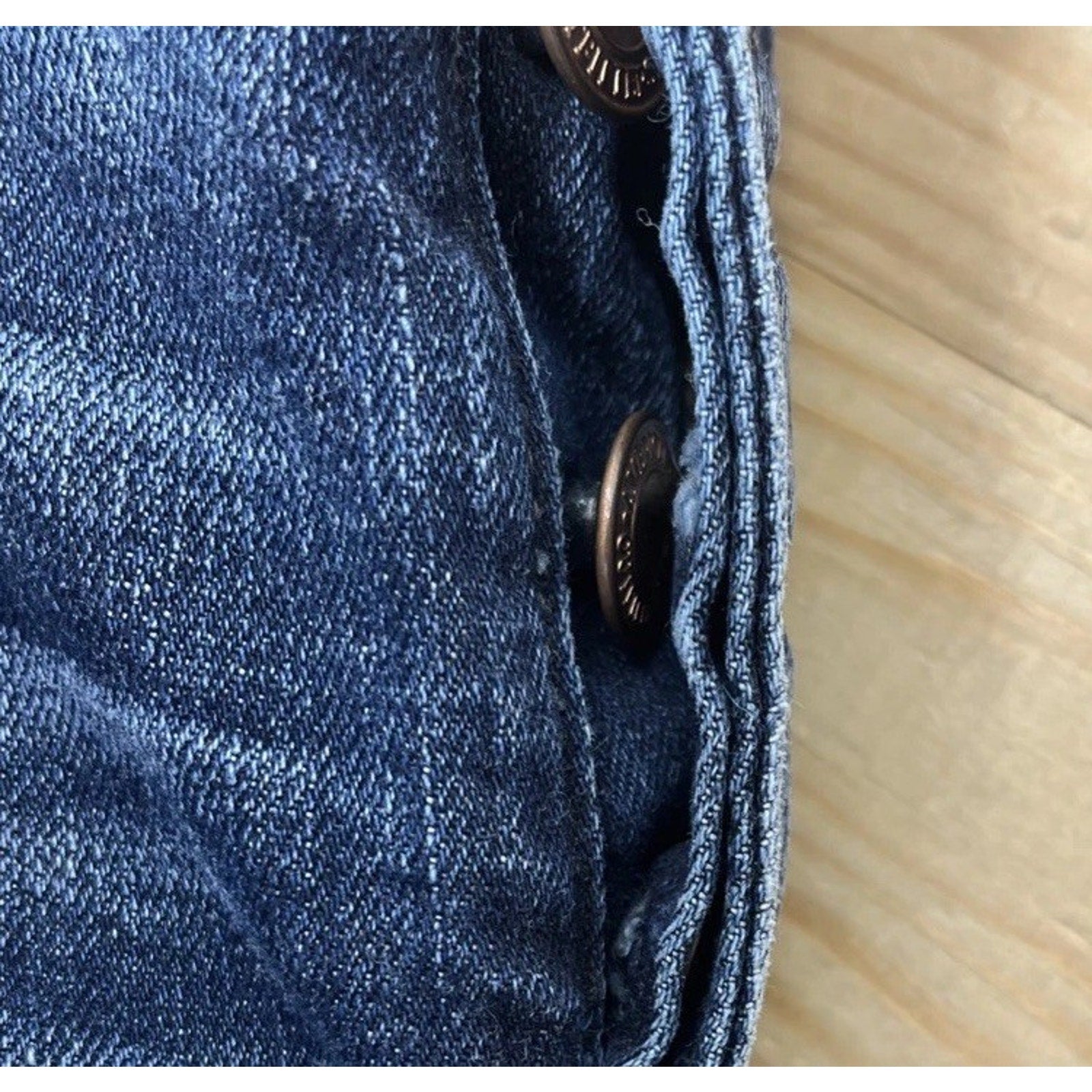 American Eagle Tomgirl Button Fly Dark Dreams Stretch Jeans 2 Blue
