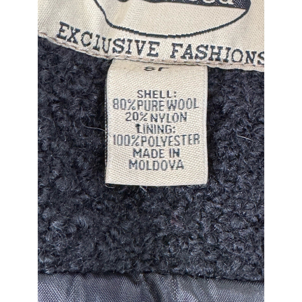 MARK REED WOMEN'S WOOL COAT, SIZE 8 Petite Heavy Button Closure Fitted Style