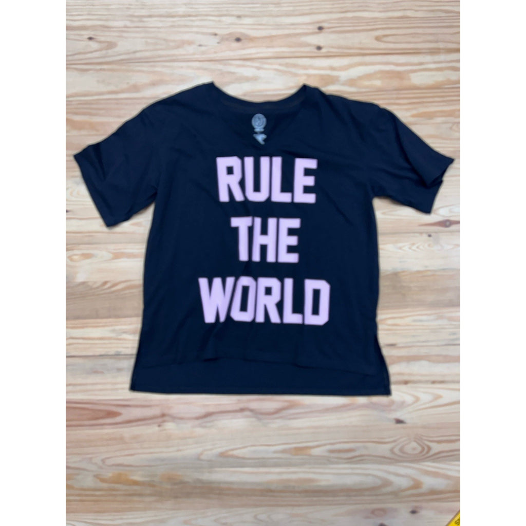 SO Women’s Large Black V-Neck “Rule The World” Pink Letters T-Shirt