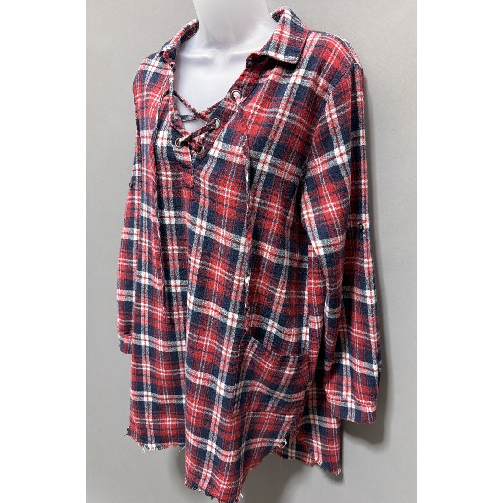 Jodifl Flannel Long Sleeve Tunic Top Size Large Red Plaid Boutique