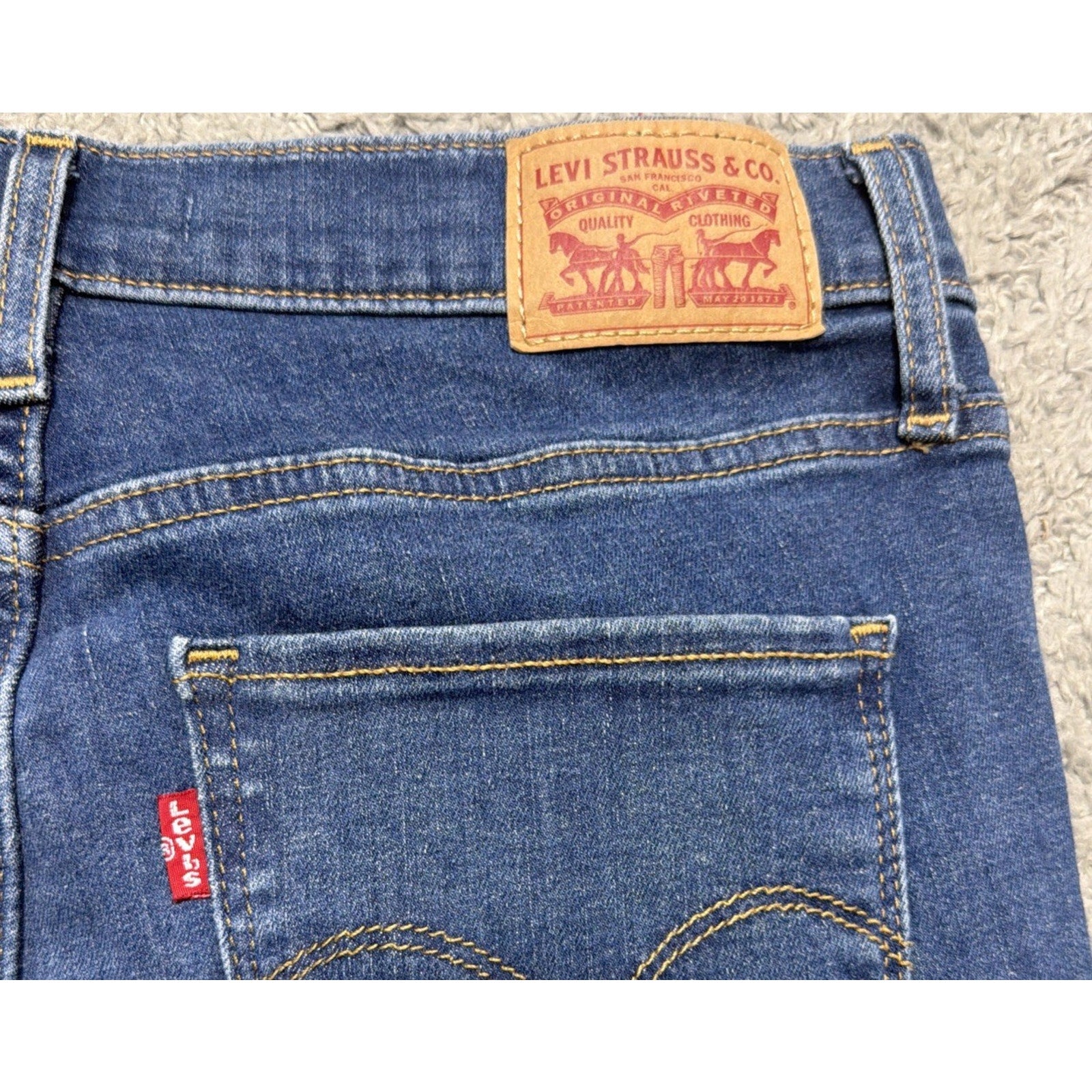 Levis 720 High Rise Super Skinny Jeans Womens 29 Blue Denim Medium Wash Stretch