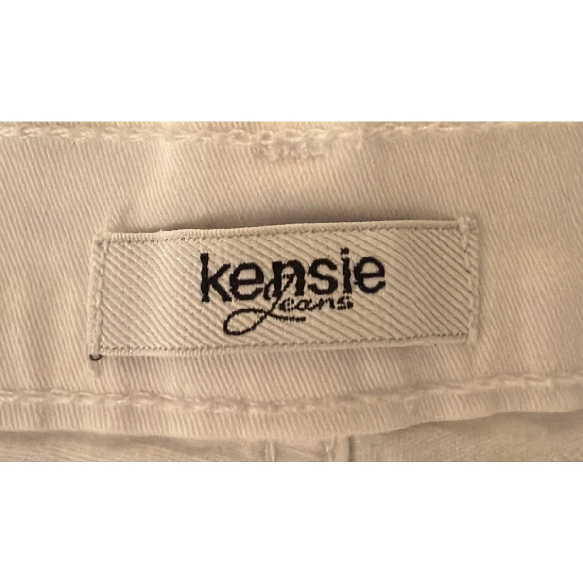 Kensie Jeans The Short White Denim Bermuda Shorts Cuffed Stretch Size 4/27
