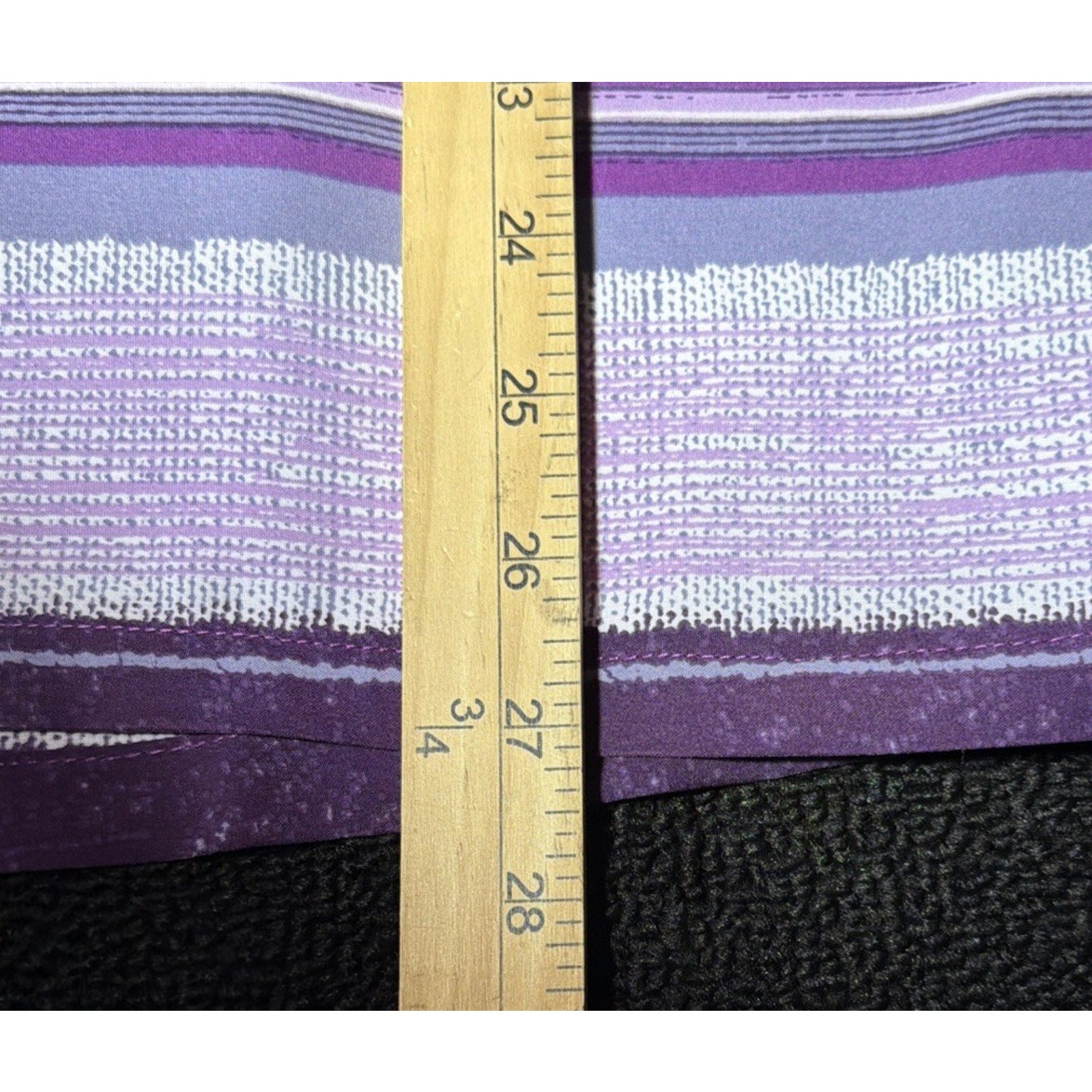 NEW ! BUTTER SOFT STRETCH MULTI COLOR PURPLE SCRUB TOP POCKETS SIZE L NWT