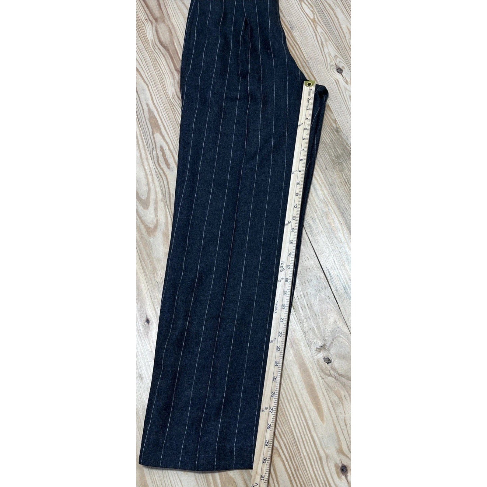 LIZ CLAIBORNE LIZSPORT -Black Pinstripe Straight Leg Pants Size 10 29x30