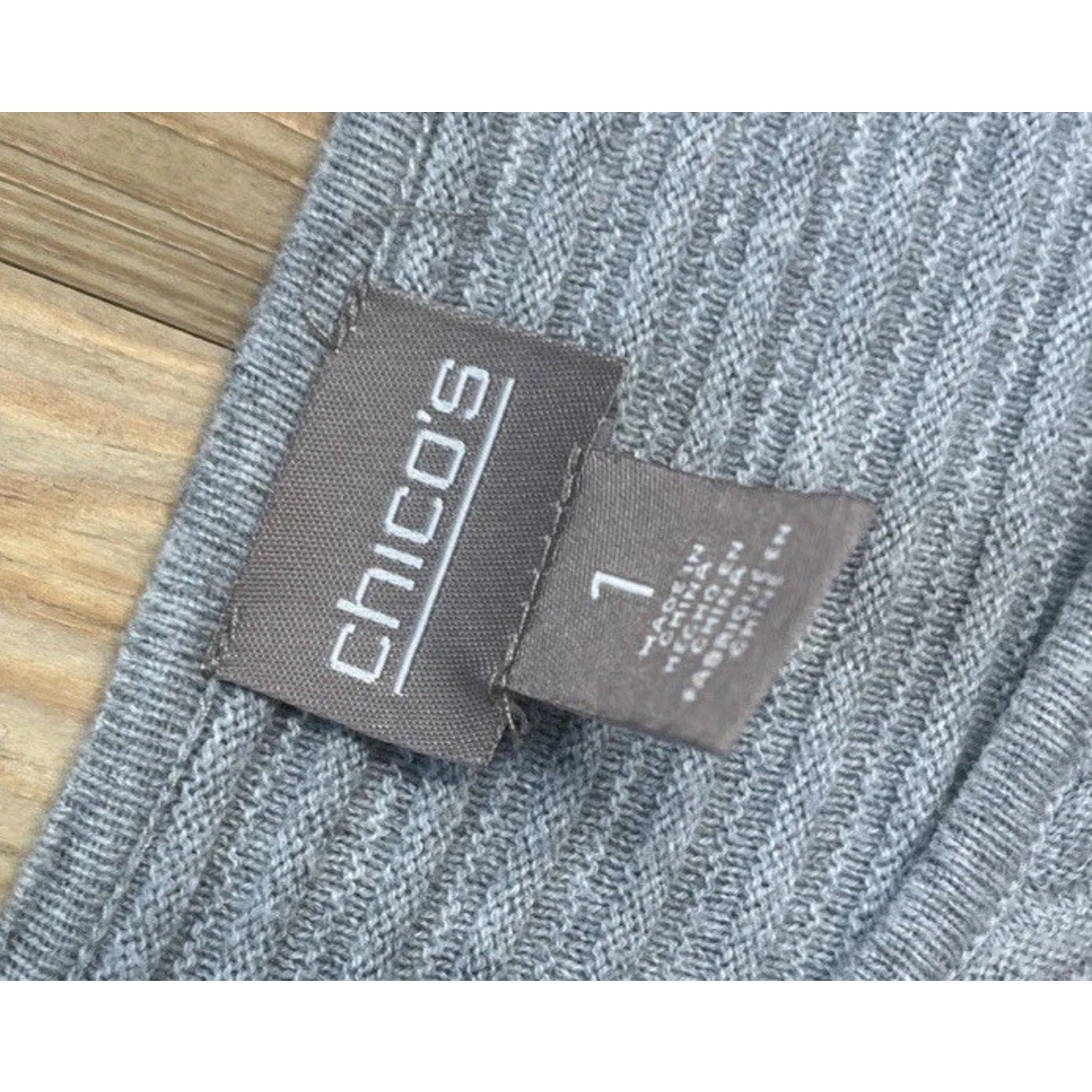 Chicos Sweater Womens 1 US M Grey Sequin 3/4 Pullover Rib Knit