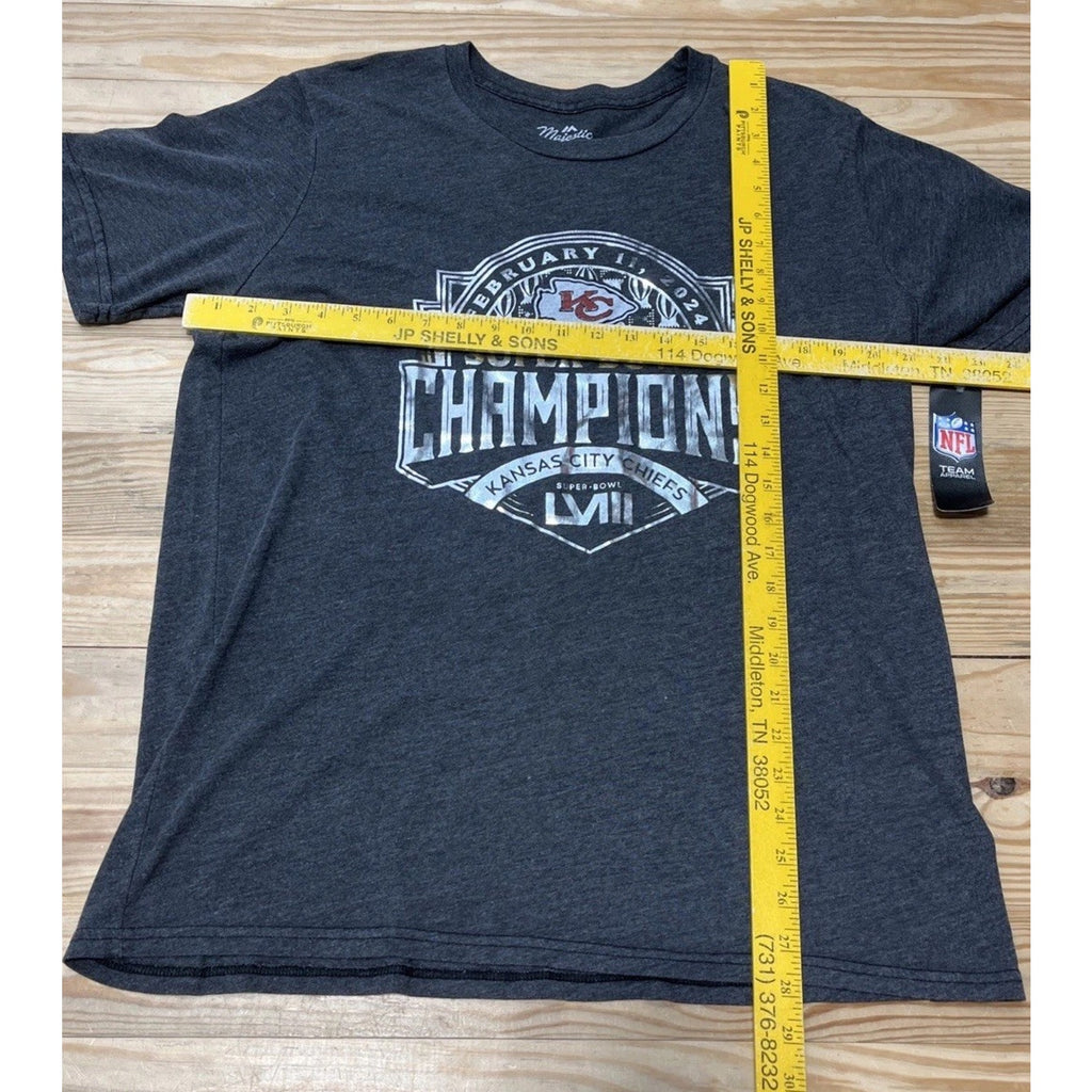 NWT Kansas City Chiefs Men’s Shirt Gray XL T-Shirt NFL Super Bowl LVII Majestic