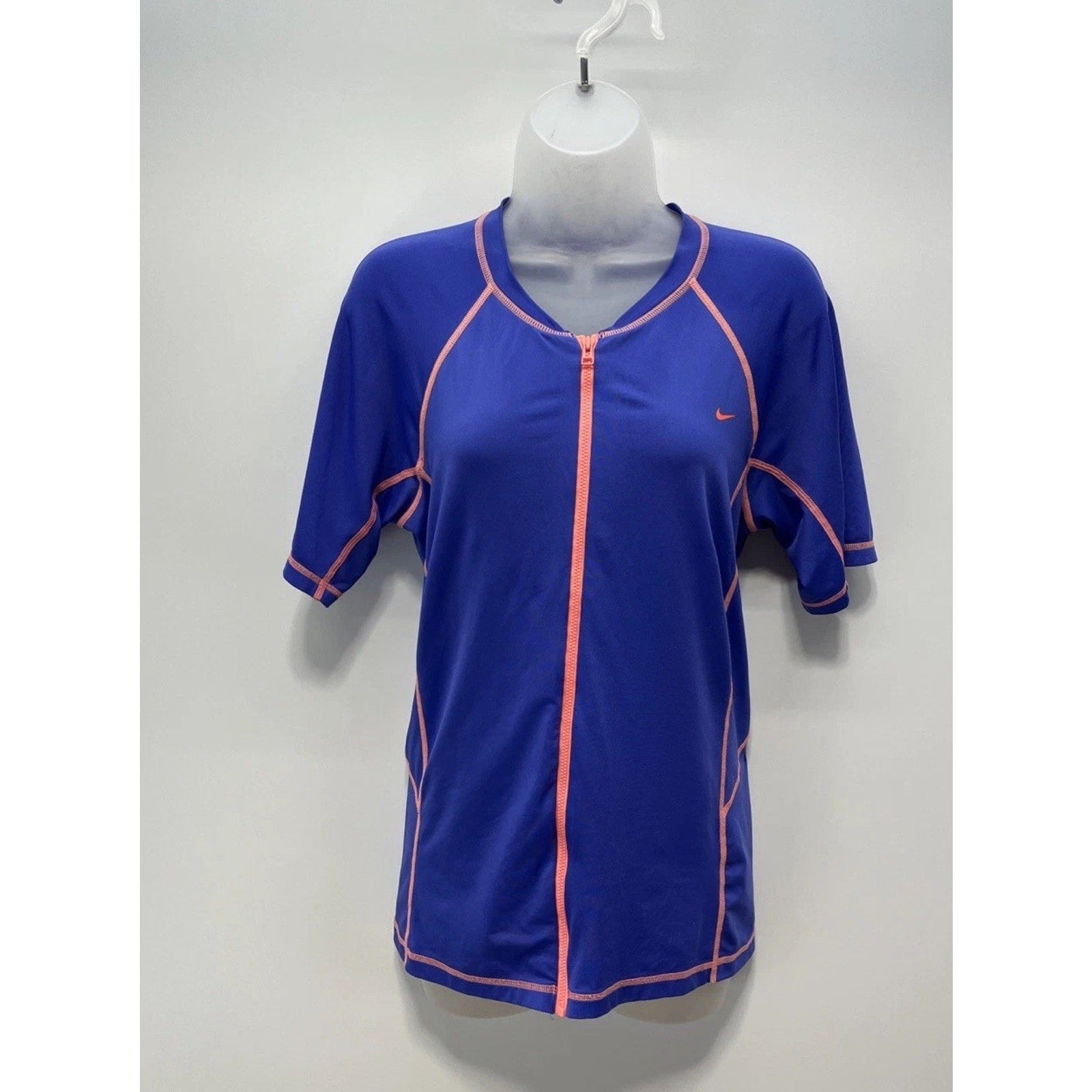 NIKE Shirt Womens Large Top Tee Short Sleeve Full Zip Purple