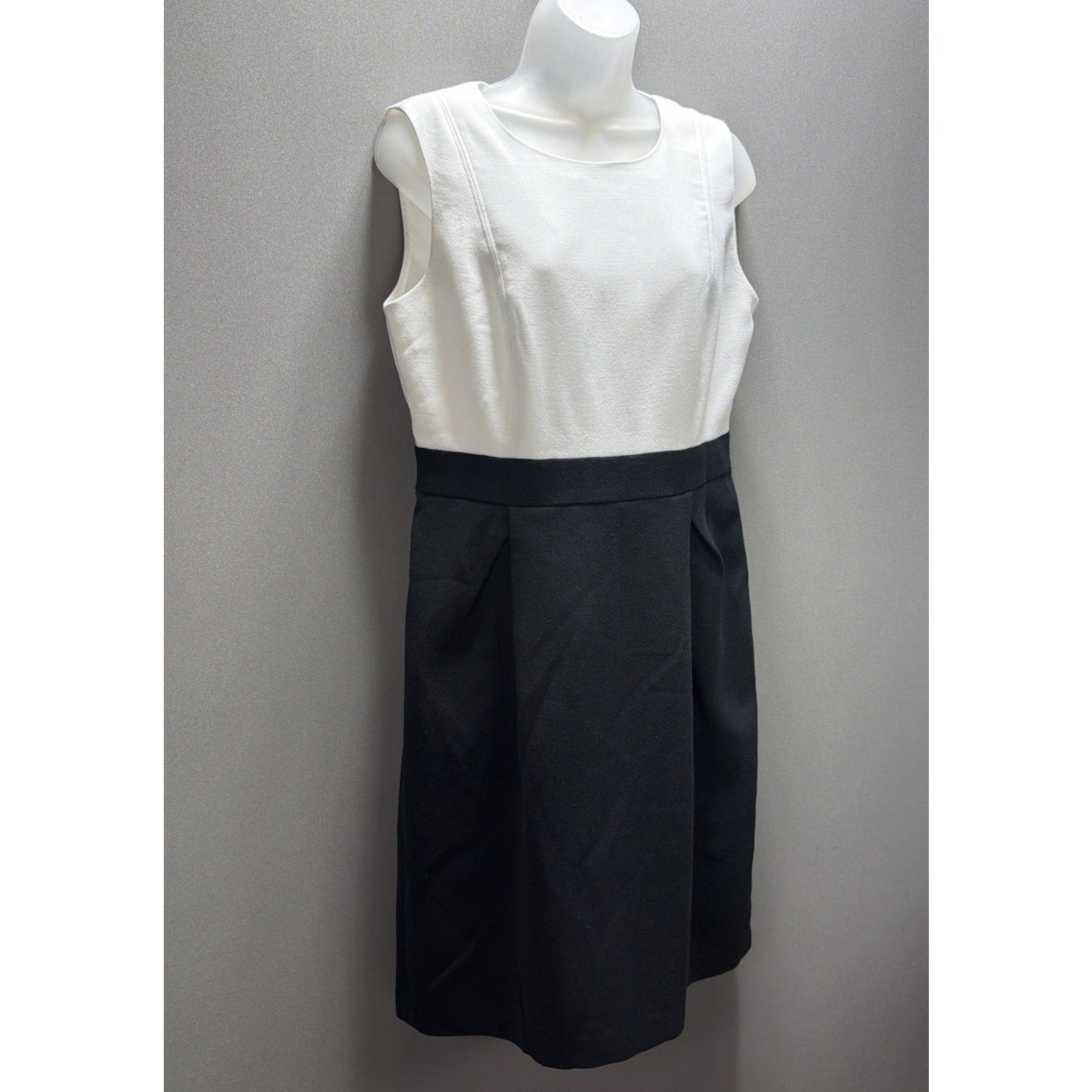 Ann Taylor Loft Black White Lined Color Block Combo Sheath Dress Size 10 Nice!
