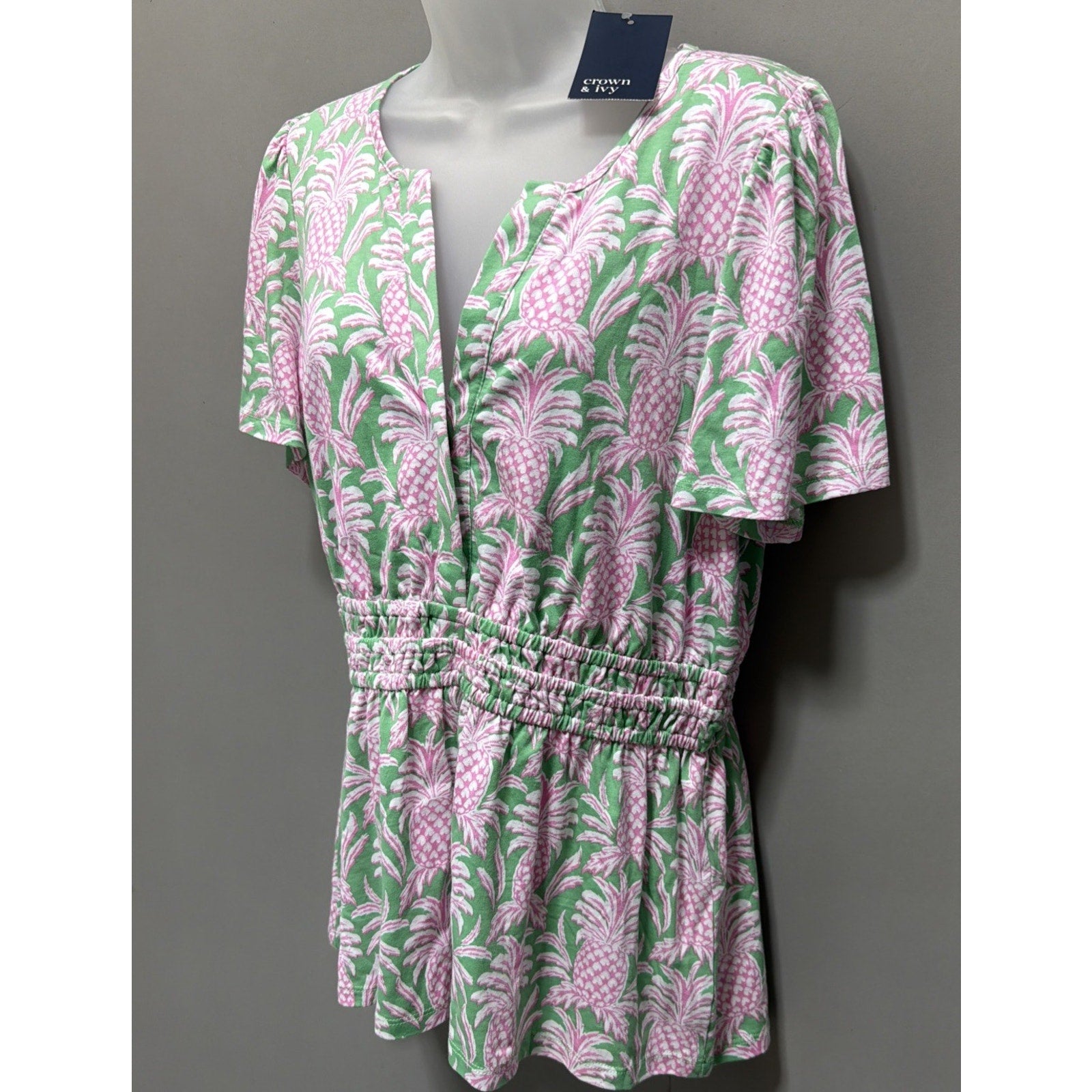Crown & Ivy Pineapple Print Smock V-Neck Short Sleeve Top Womens L NWT