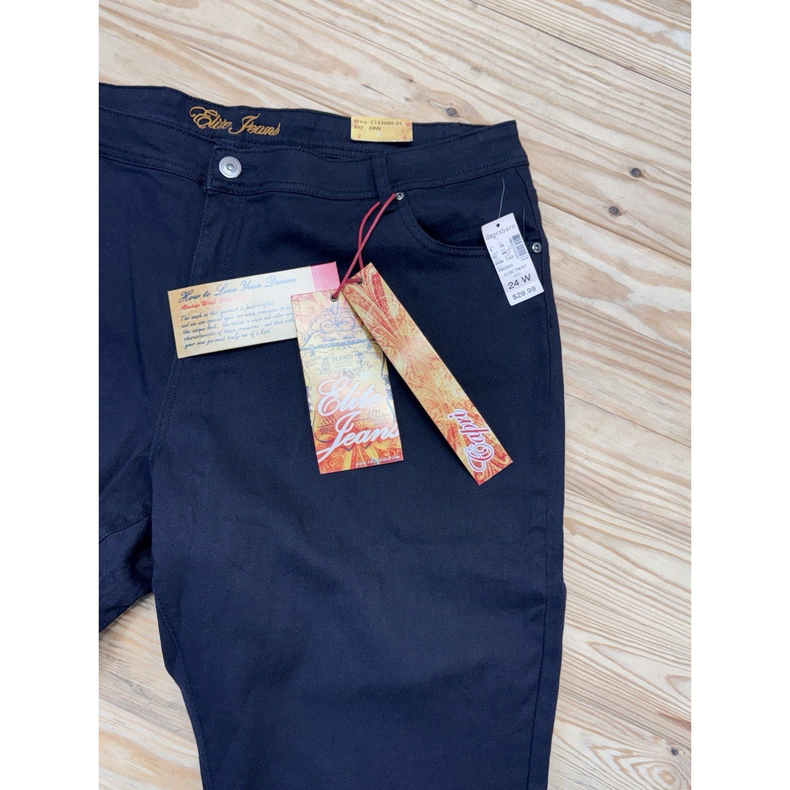 Elite Jeans Woman's Size 24W Black Capri Handcrafted Jeans Dressbarn NWT