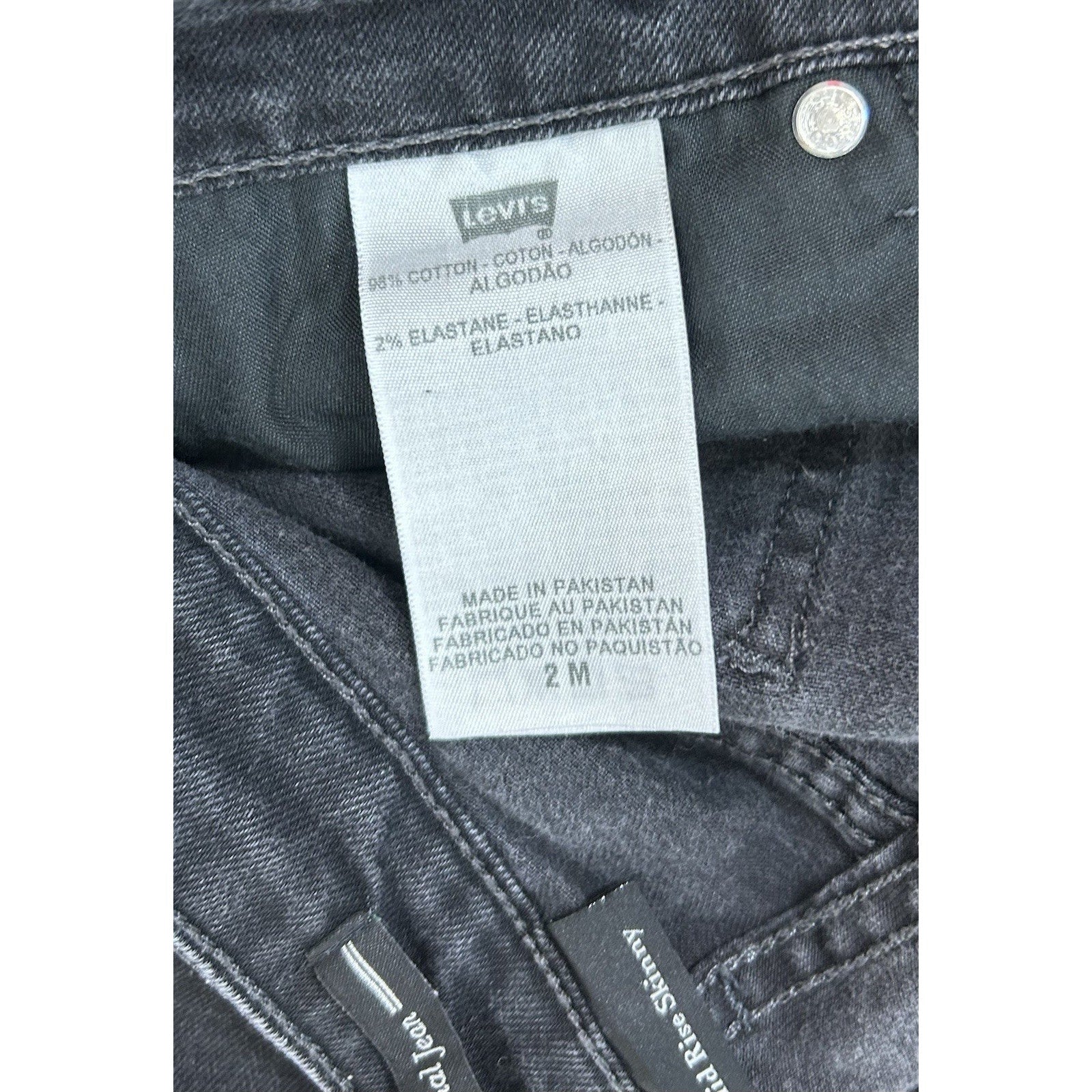 Levis Women's Jeans Size 2 Black Denim 2M Mid Rise Skinny - 1769 .