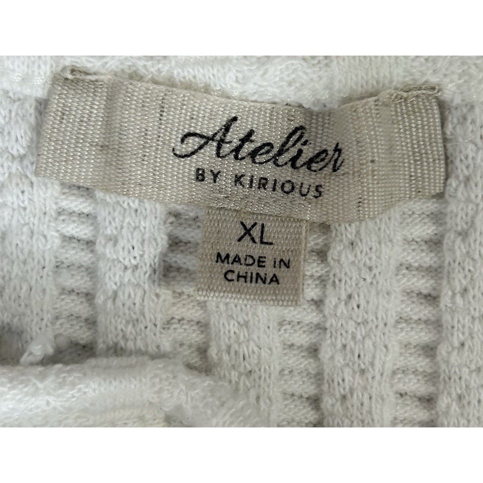 Atelier by Kirious Women's White Short Sleeve Knit Cropped Top Size XL.