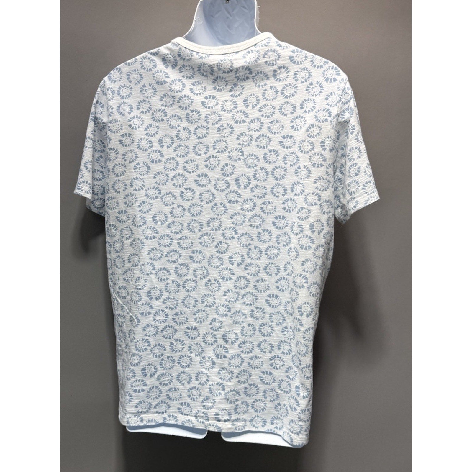 Express Shirt Adult Mens Large White Blue Flowers Casual NYC Casual Shirt EUC