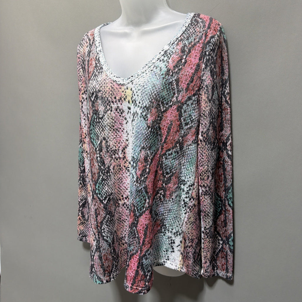 BiBi Snakeskin Print Low Gauge Hacci V Neck Top Size Small NWT Made In USA